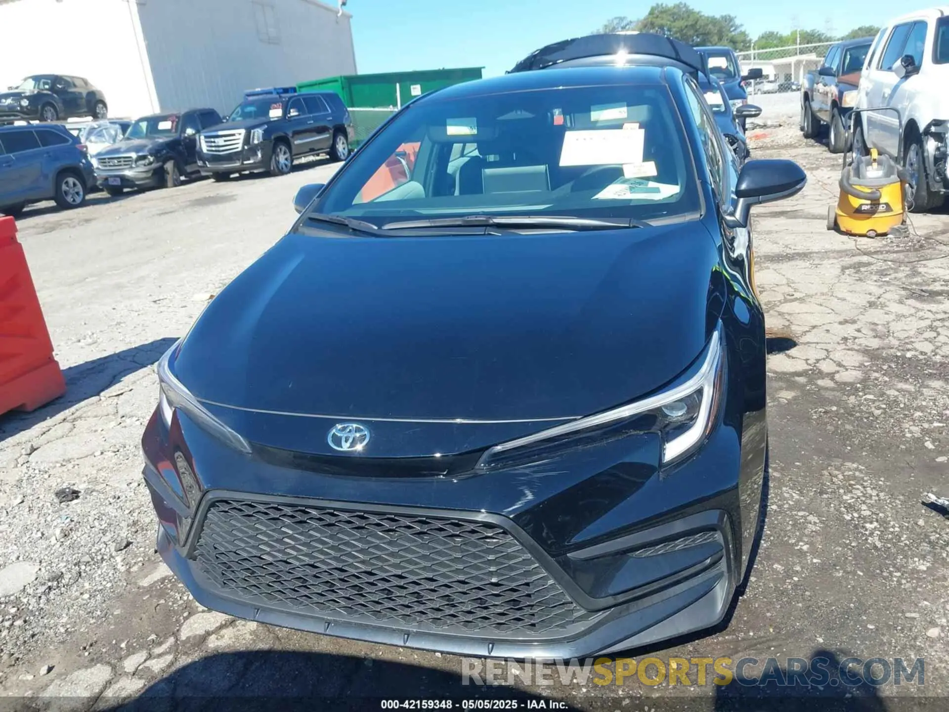 12 Photograph of a damaged car 5YFB4MCE0SP223353 TOYOTA COROLLA 2025