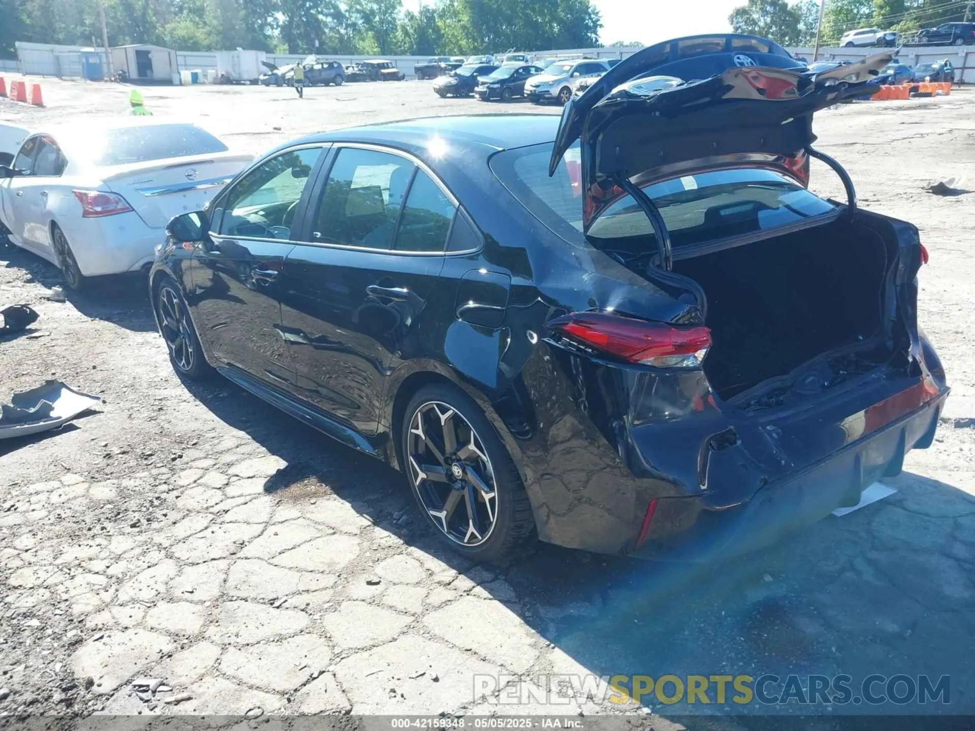 3 Photograph of a damaged car 5YFB4MCE0SP223353 TOYOTA COROLLA 2025