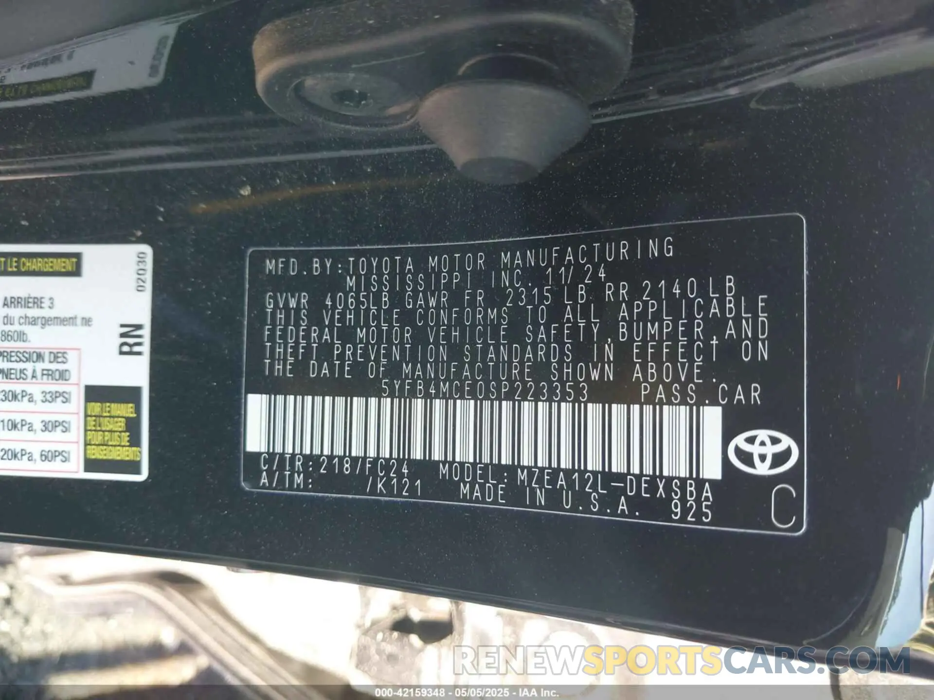 9 Photograph of a damaged car 5YFB4MCE0SP223353 TOYOTA COROLLA 2025
