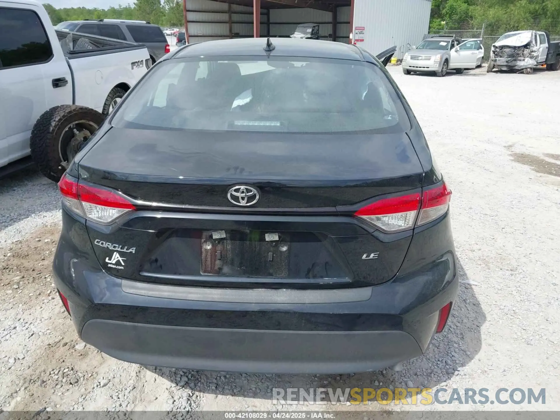 17 Photograph of a damaged car 5YFB4MDE0SP230057 TOYOTA COROLLA 2025