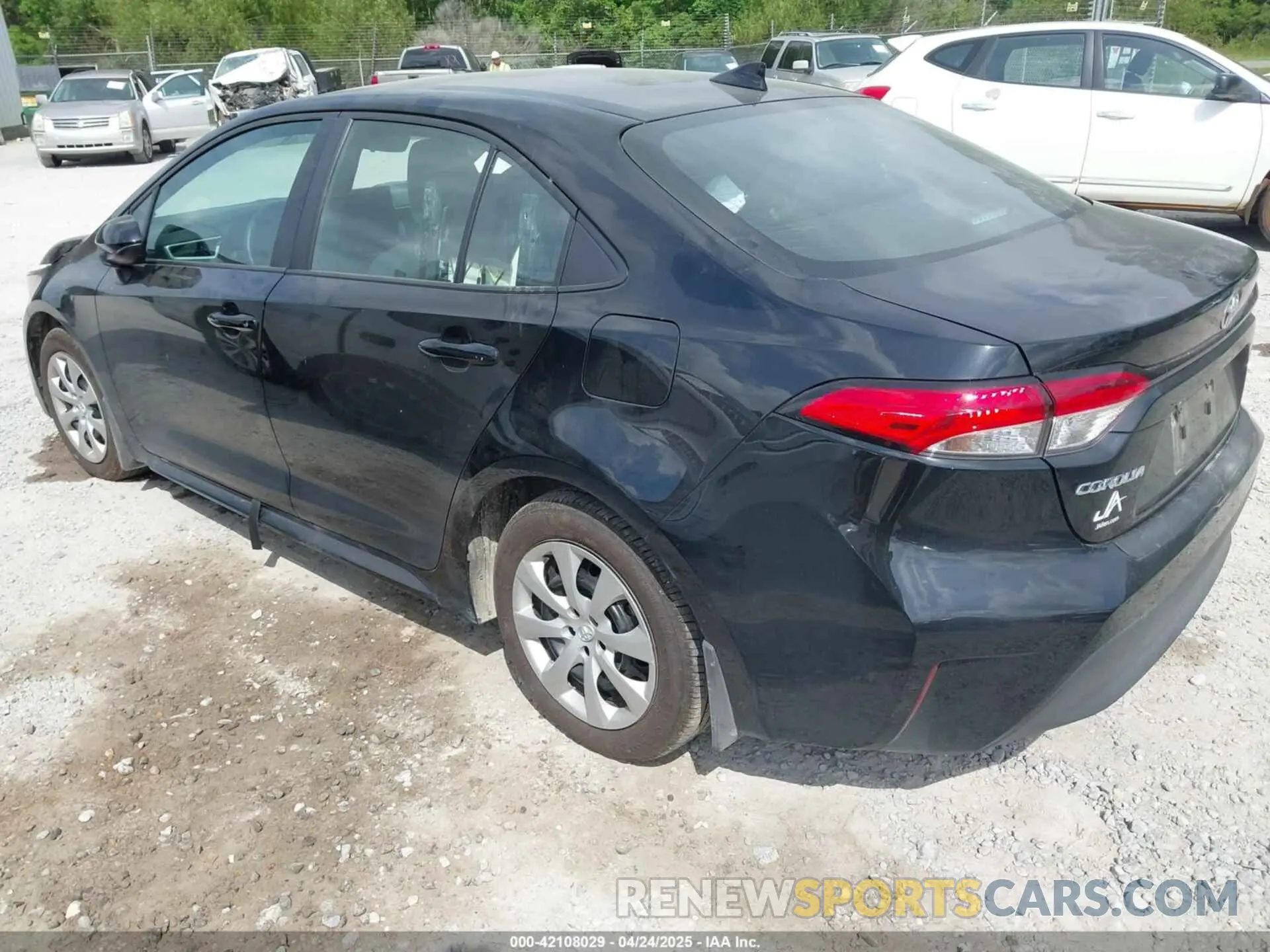 3 Photograph of a damaged car 5YFB4MDE0SP230057 TOYOTA COROLLA 2025