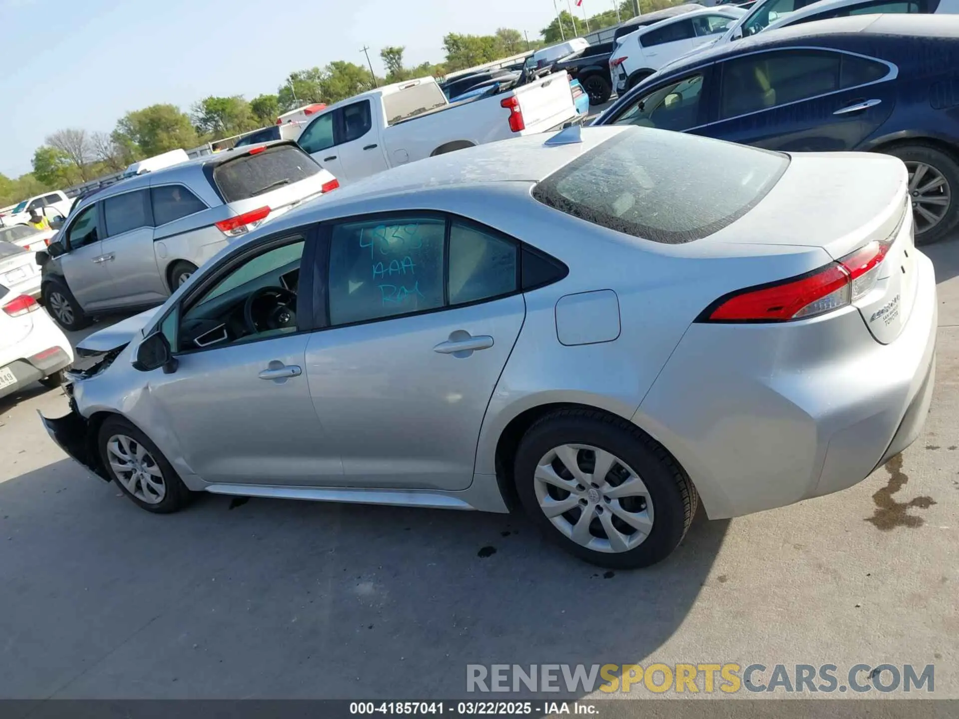 14 Photograph of a damaged car 5YFB4MDE0SP235047 TOYOTA COROLLA 2025