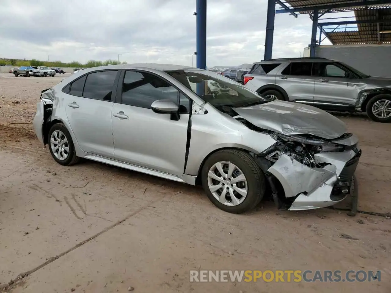 4 Photograph of a damaged car 5YFB4MDE0SP241205 TOYOTA COROLLA 2025
