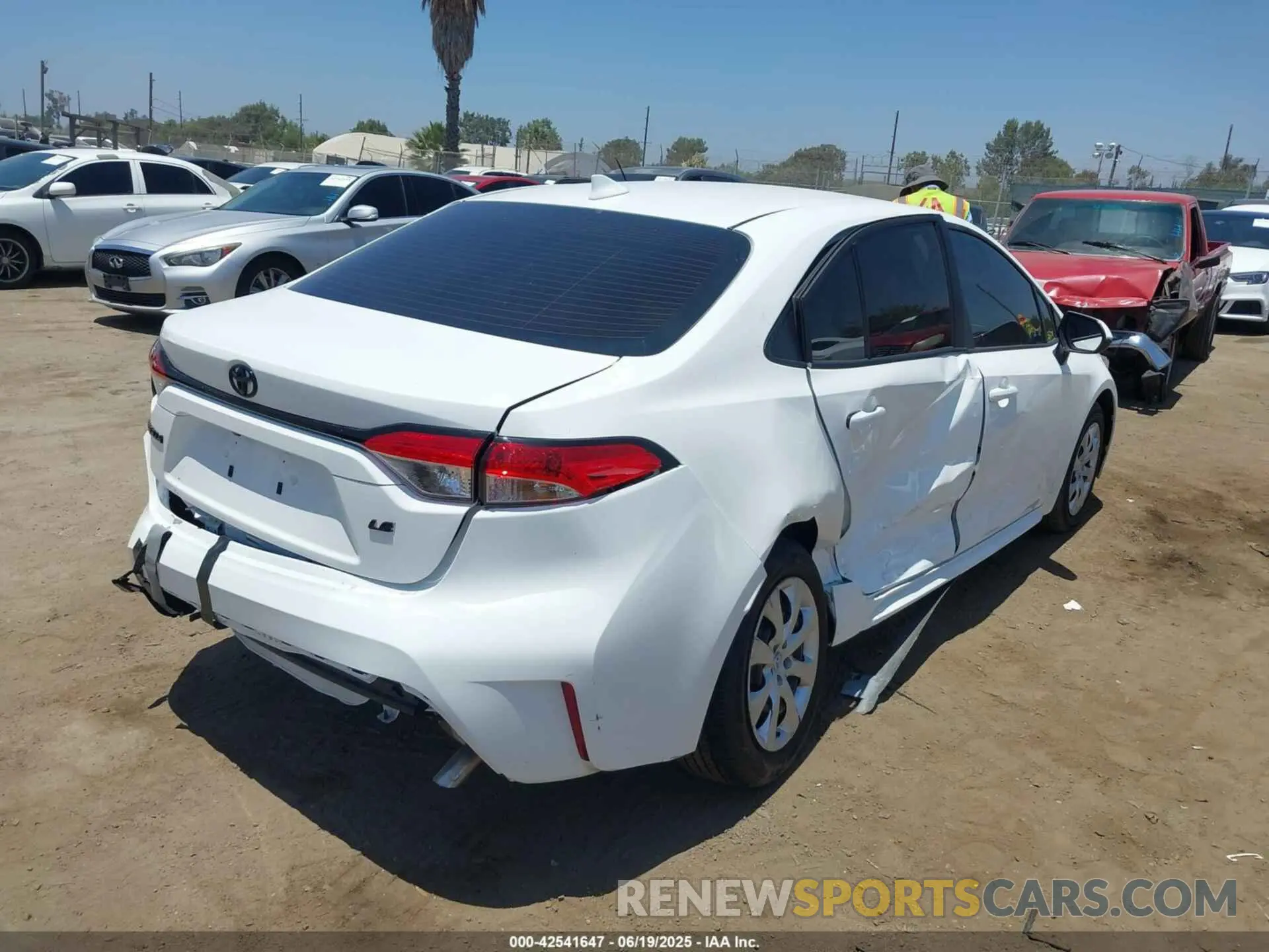 4 Photograph of a damaged car 5YFB4MDE0SP253385 TOYOTA COROLLA 2025