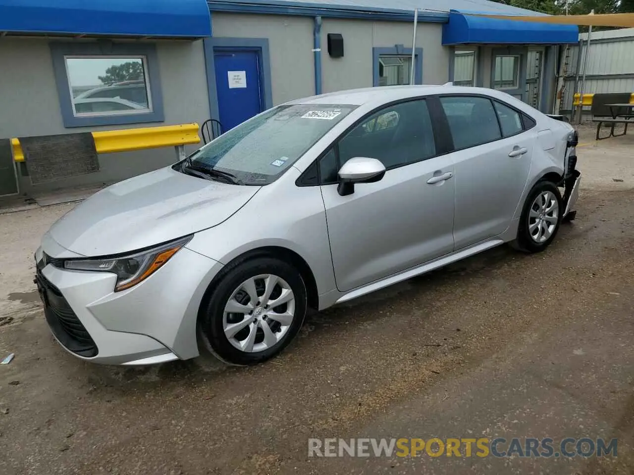1 Photograph of a damaged car 5YFB4MDE0SP259901 TOYOTA COROLLA 2025