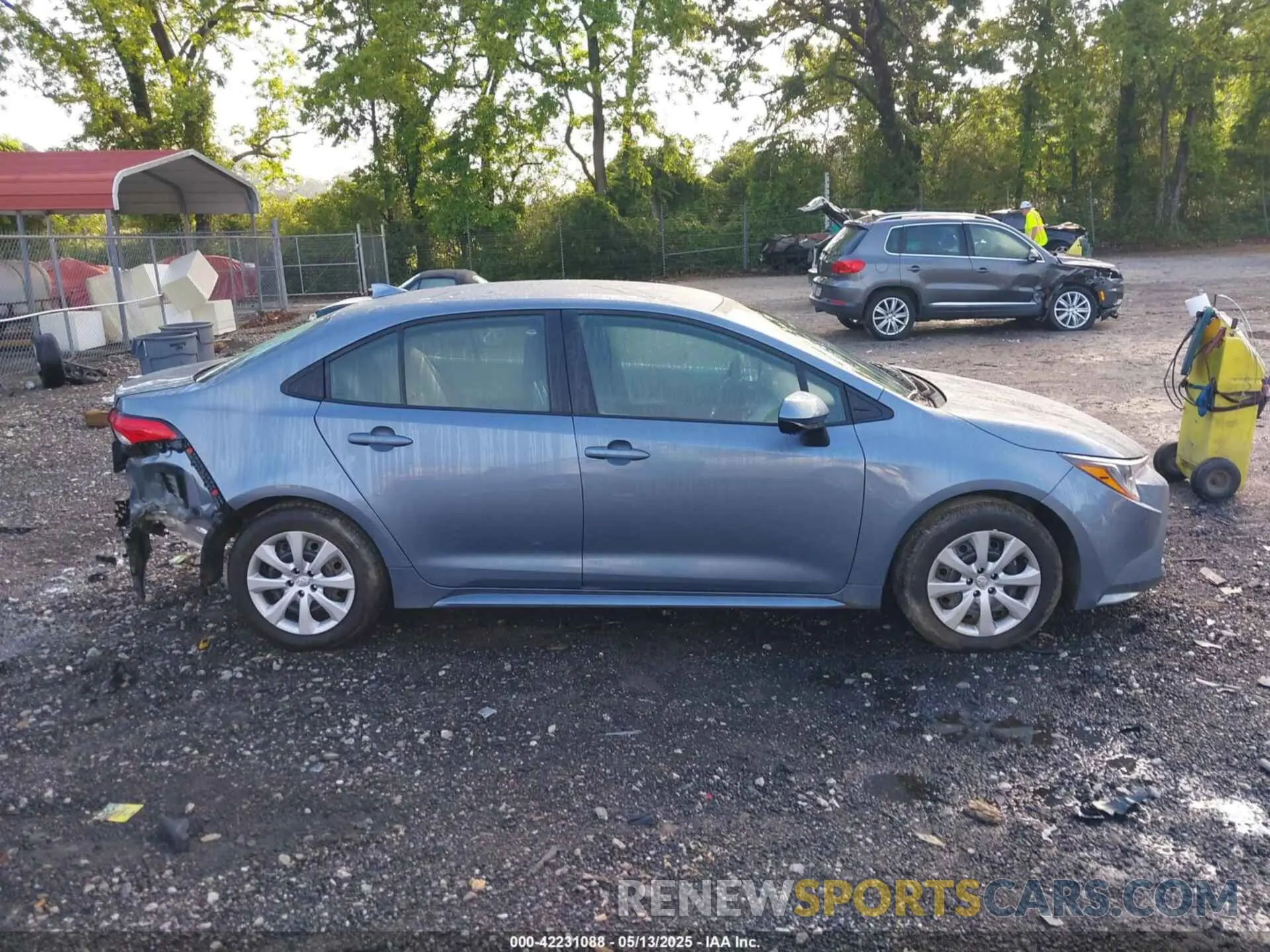 14 Photograph of a damaged car 5YFB4MDE1SP240659 TOYOTA COROLLA 2025