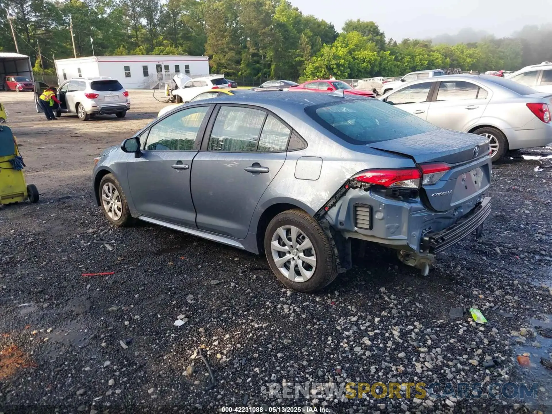 3 Photograph of a damaged car 5YFB4MDE1SP240659 TOYOTA COROLLA 2025