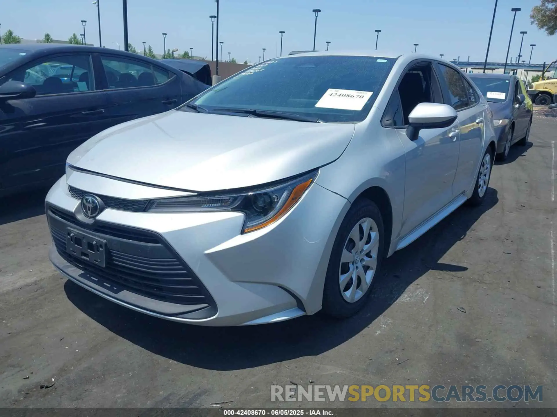 2 Photograph of a damaged car 5YFB4MDE1SP253413 TOYOTA COROLLA 2025