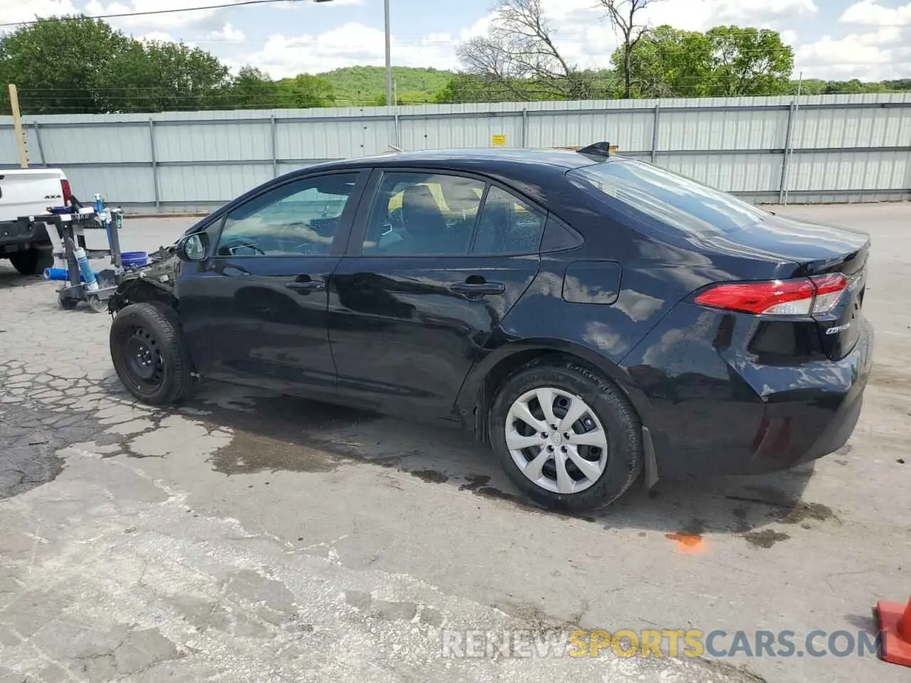 2 Photograph of a damaged car 5YFB4MDE1SP255050 TOYOTA COROLLA 2025