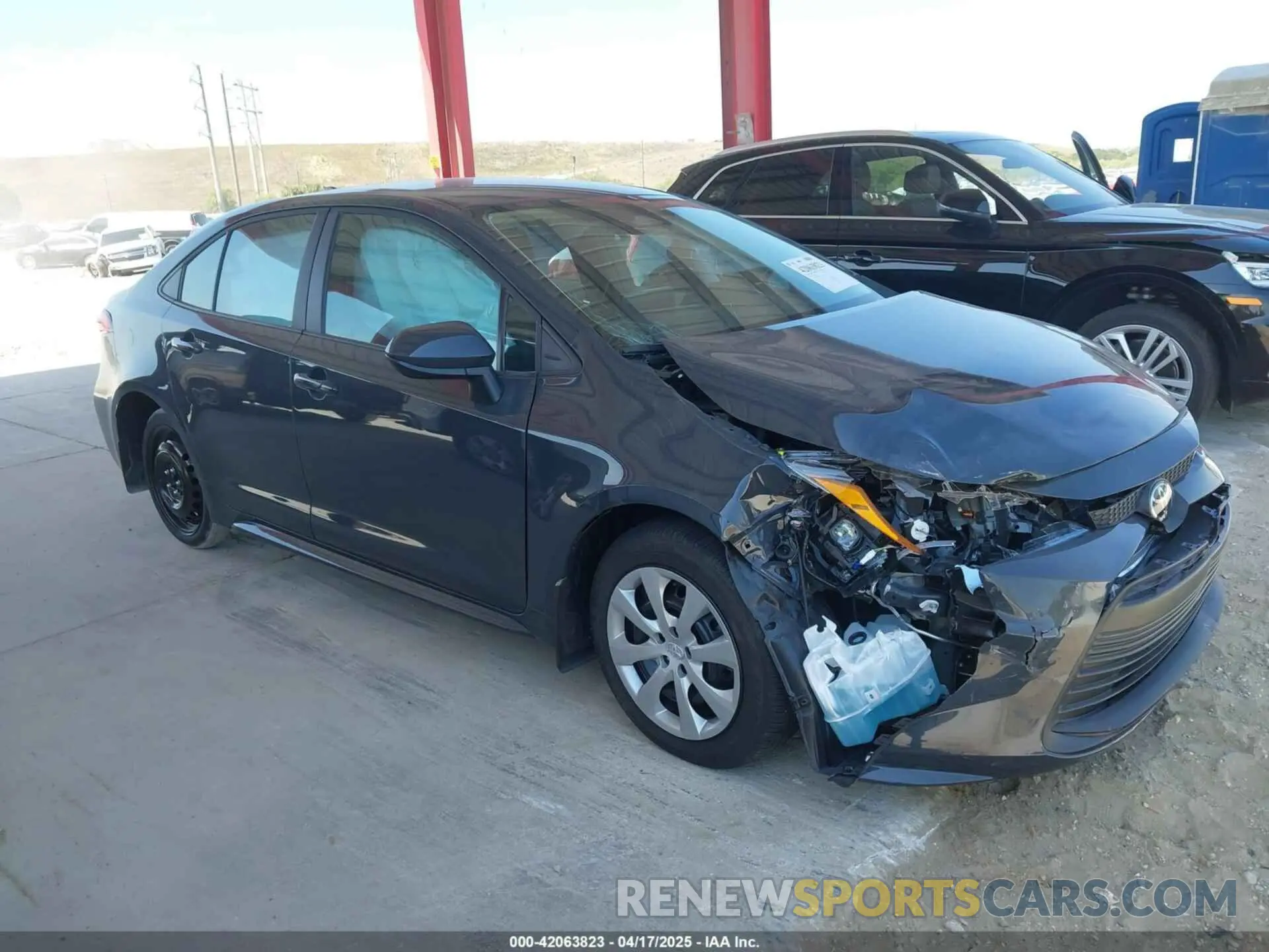 14 Photograph of a damaged car 5YFB4MDE1SP269904 TOYOTA COROLLA 2025