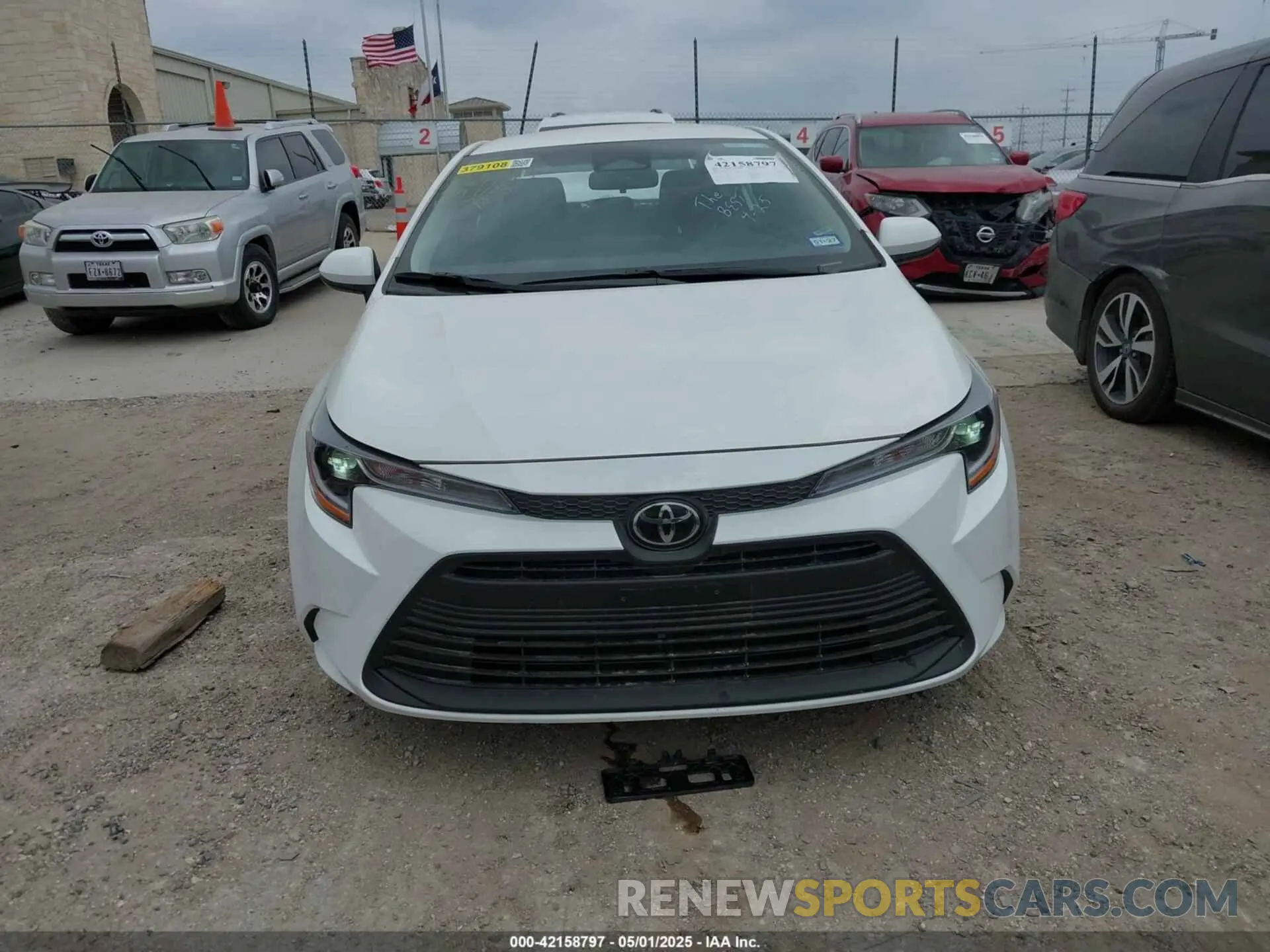 12 Photograph of a damaged car 5YFB4MDE1SP276772 TOYOTA COROLLA 2025