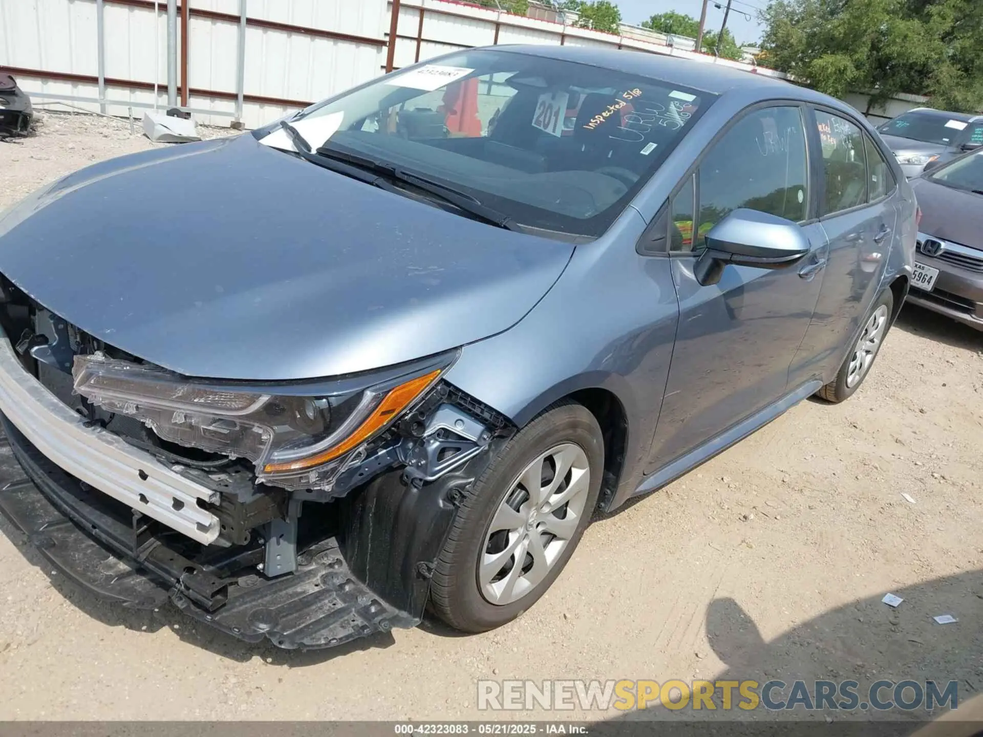 2 Photograph of a damaged car 5YFB4MDE2SP242937 TOYOTA COROLLA 2025