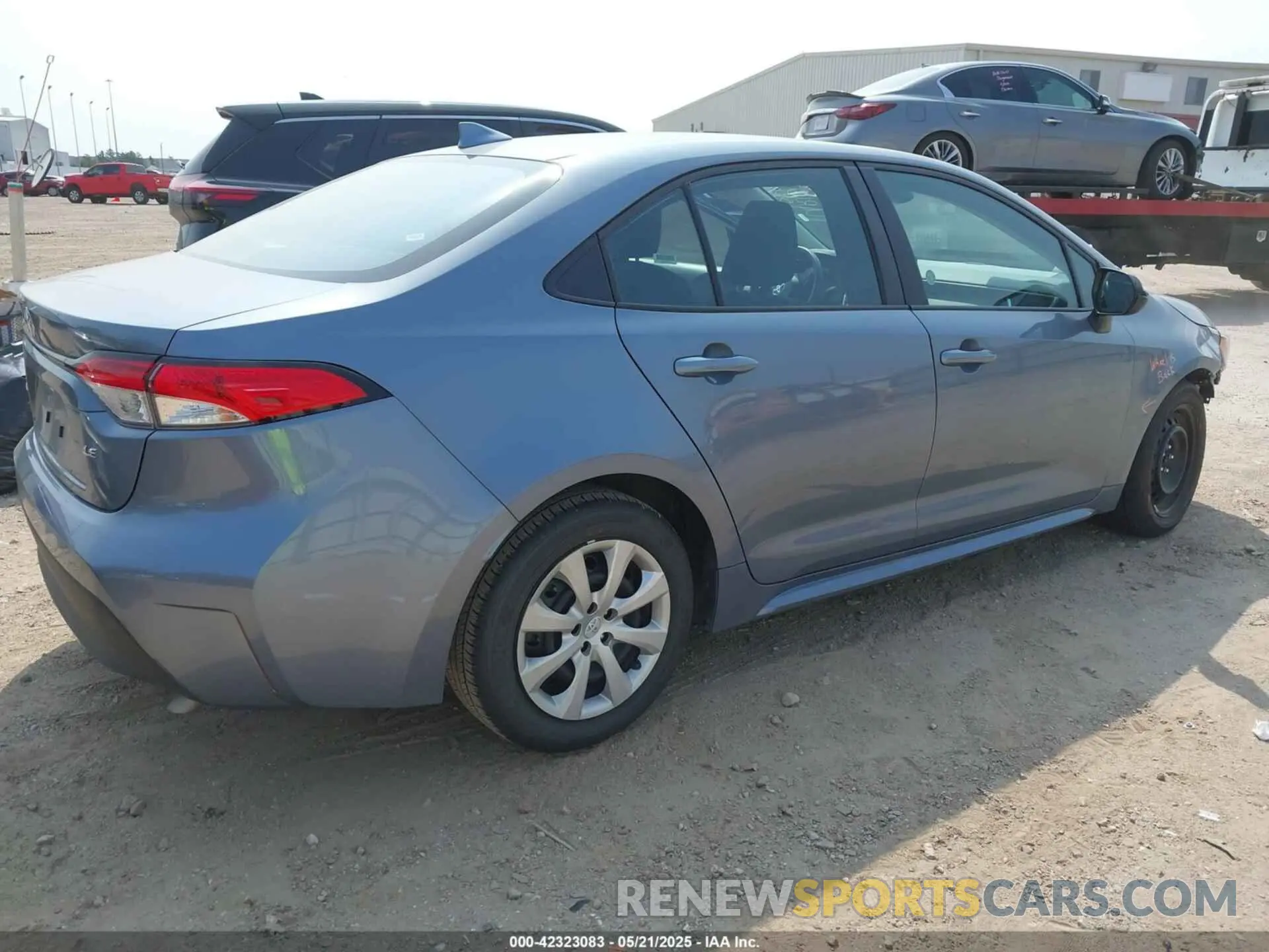 4 Photograph of a damaged car 5YFB4MDE2SP242937 TOYOTA COROLLA 2025