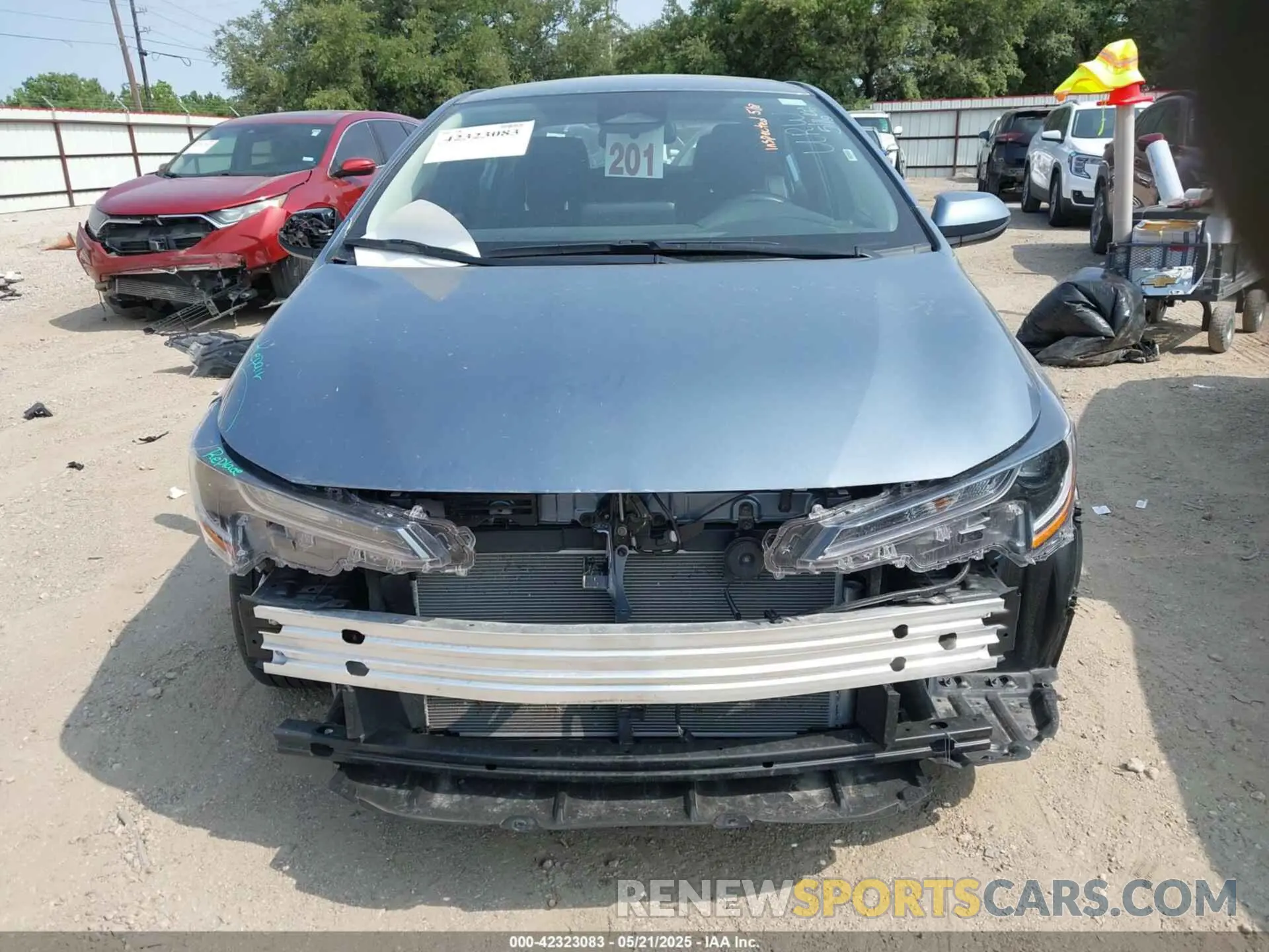 6 Photograph of a damaged car 5YFB4MDE2SP242937 TOYOTA COROLLA 2025