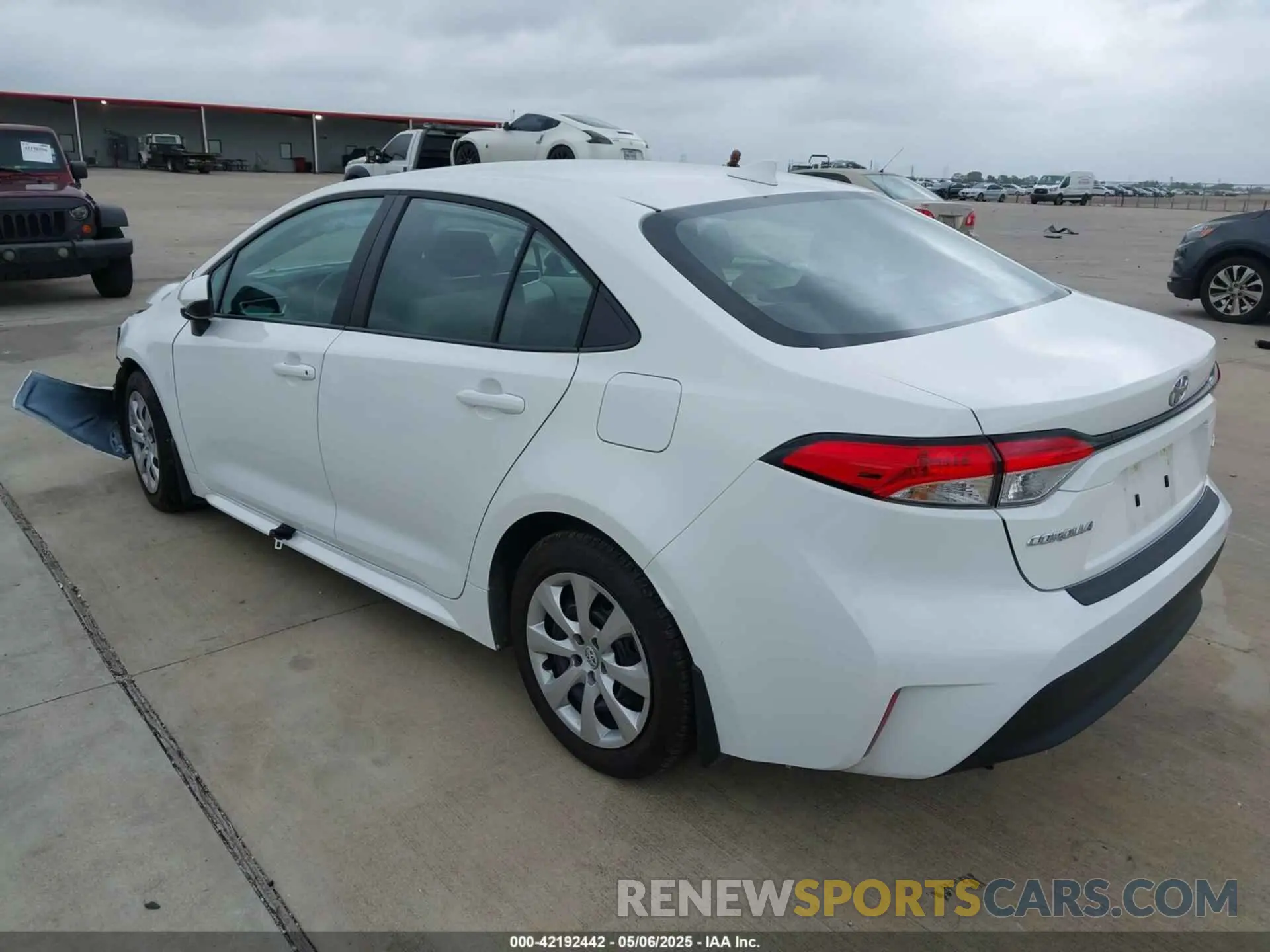 3 Photograph of a damaged car 5YFB4MDE2SP258667 TOYOTA COROLLA 2025