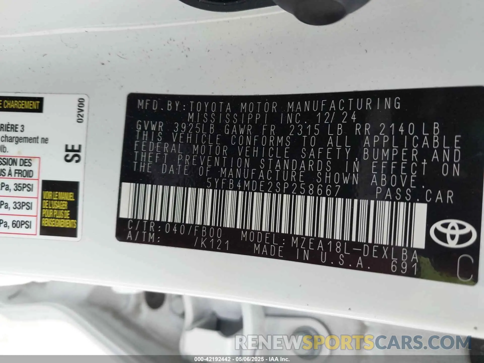9 Photograph of a damaged car 5YFB4MDE2SP258667 TOYOTA COROLLA 2025
