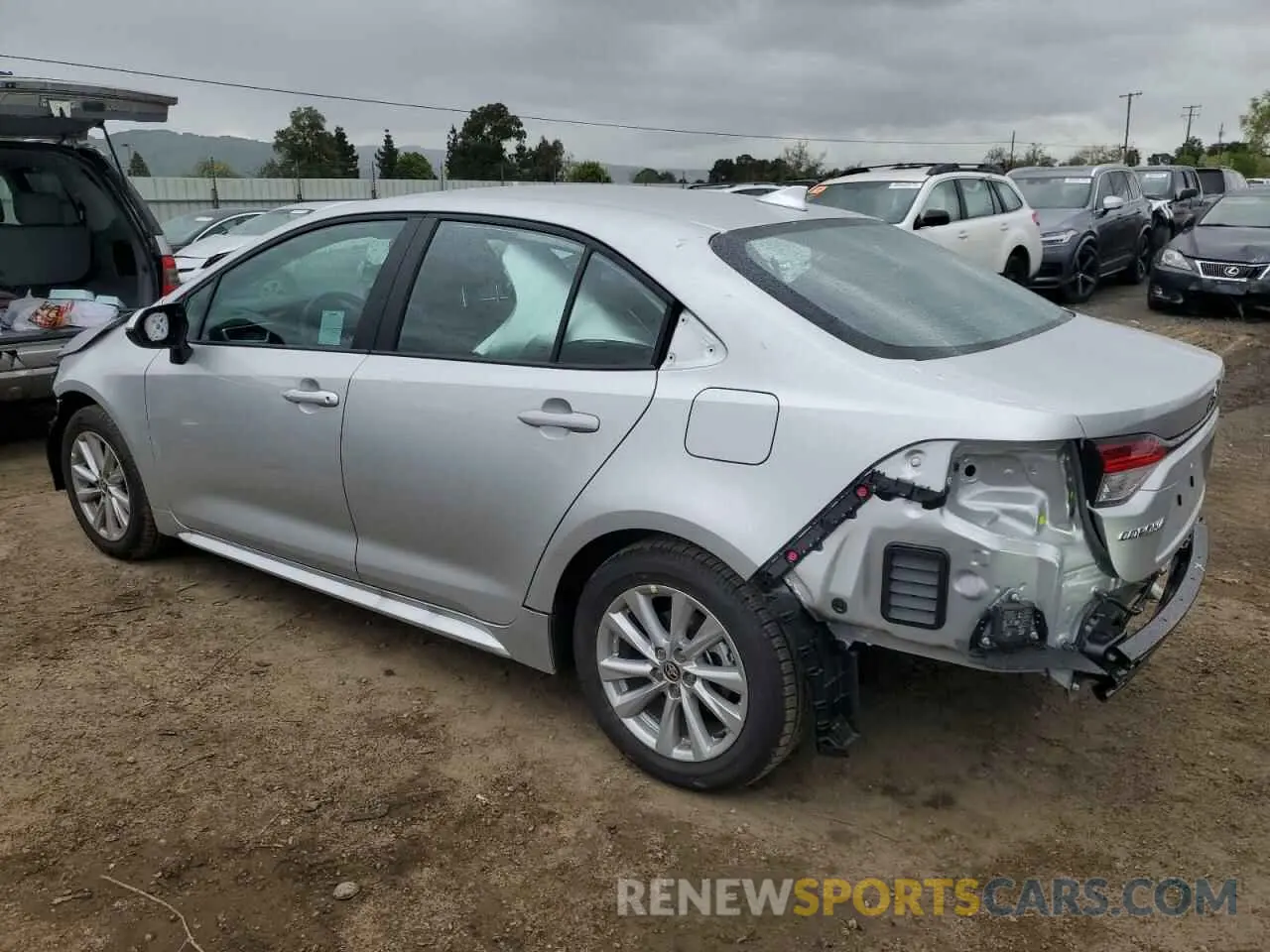 2 Photograph of a damaged car 5YFB4MDE2SP266977 TOYOTA COROLLA 2025