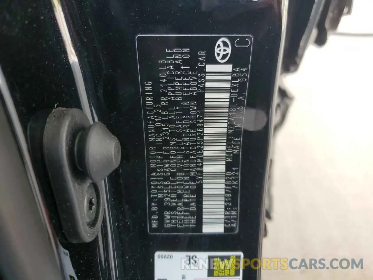 13 Photograph of a damaged car 5YFB4MDE2SP268471 TOYOTA COROLLA 2025