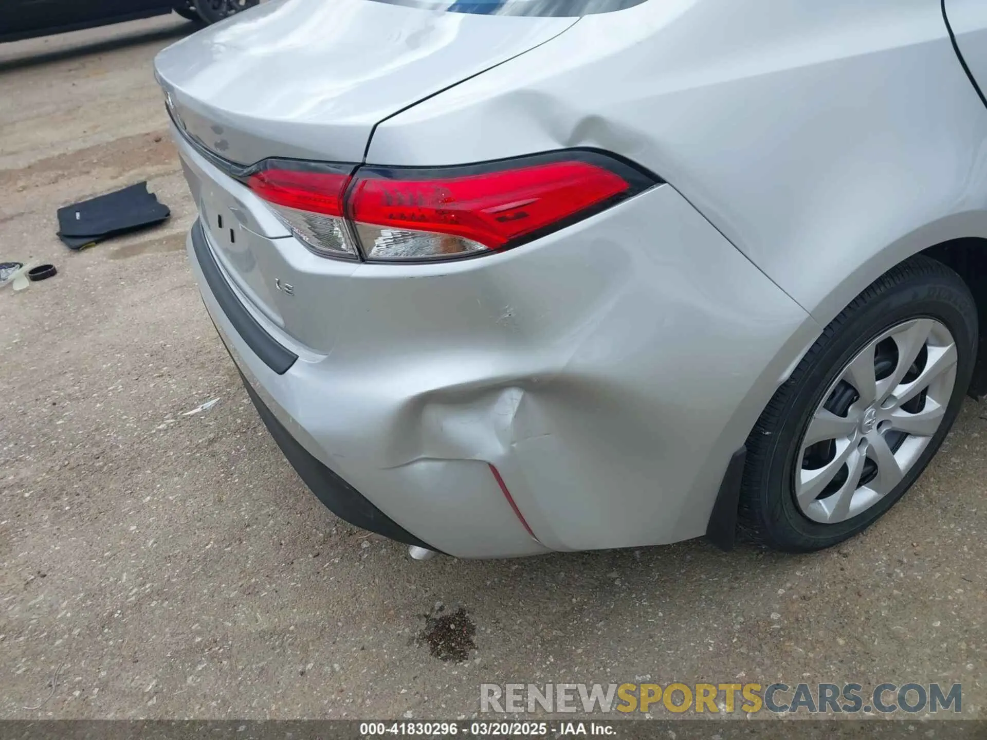 17 Photograph of a damaged car 5YFB4MDE2SP277672 TOYOTA COROLLA 2025