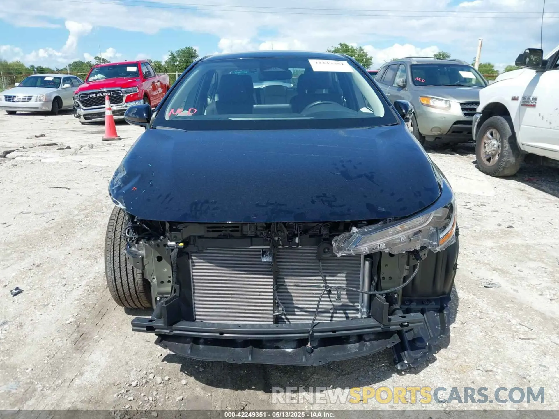 13 Photograph of a damaged car 5YFB4MDE2SP278126 TOYOTA COROLLA 2025