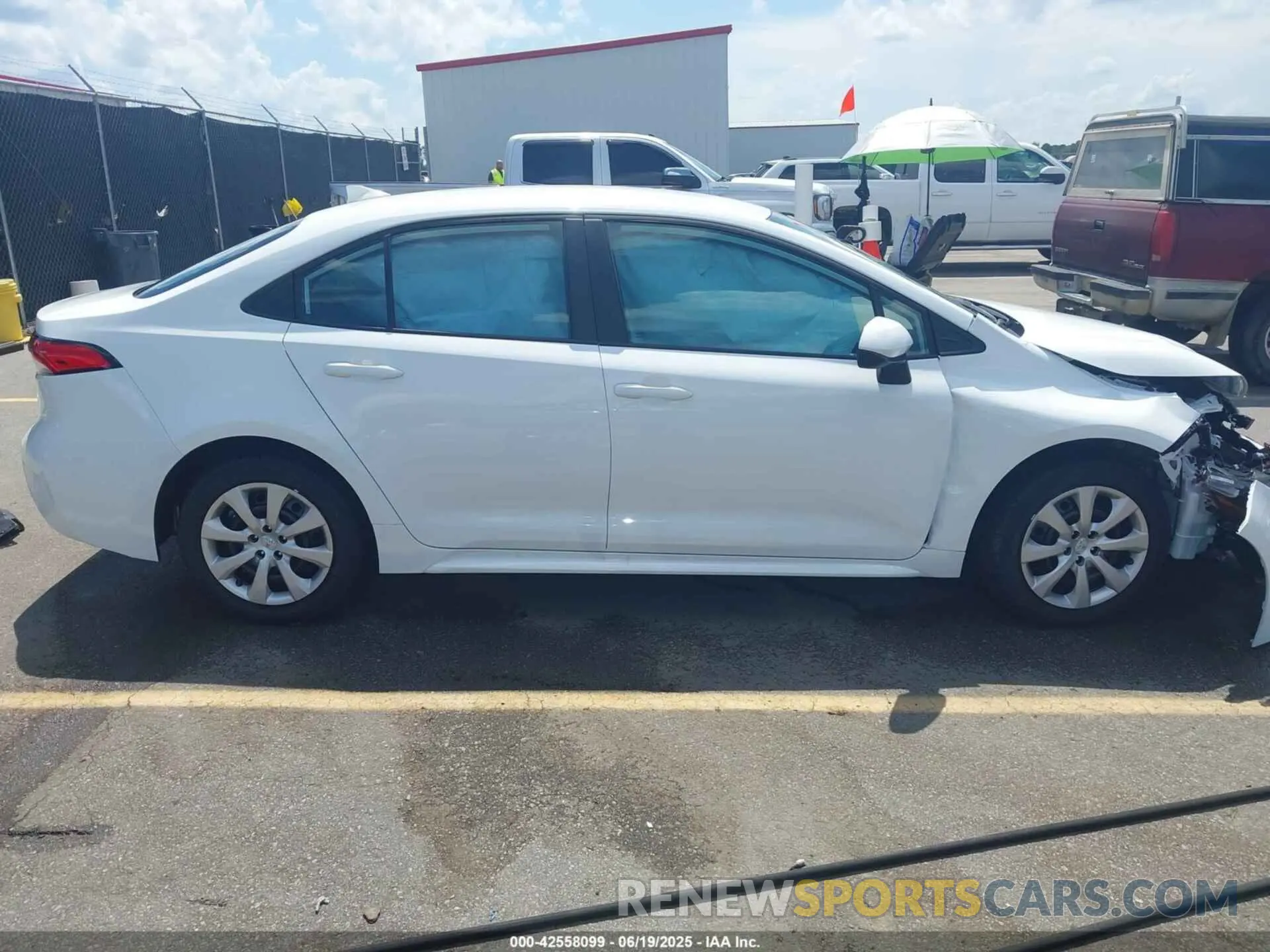 13 Photograph of a damaged car 5YFB4MDE2SP285206 TOYOTA COROLLA 2025