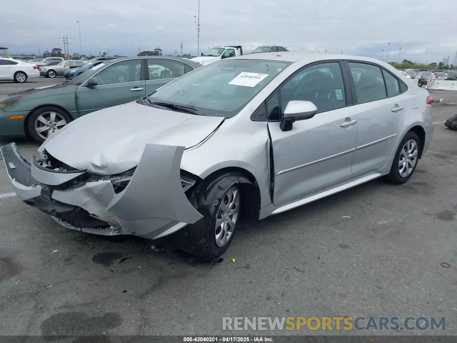 2 Photograph of a damaged car 5YFB4MDE3SP244096 TOYOTA COROLLA 2025