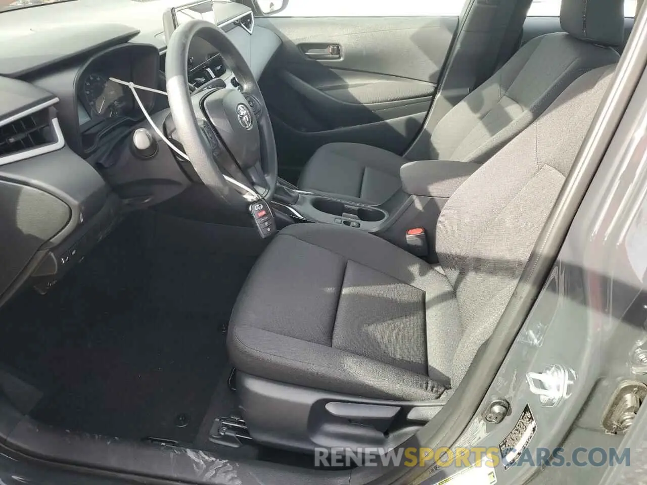 7 Photograph of a damaged car 5YFB4MDE3SP246608 TOYOTA COROLLA 2025