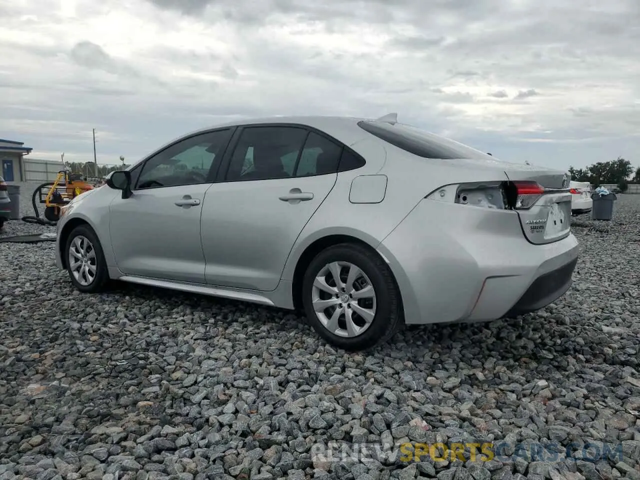 2 Photograph of a damaged car 5YFB4MDE3SP246656 TOYOTA COROLLA 2025