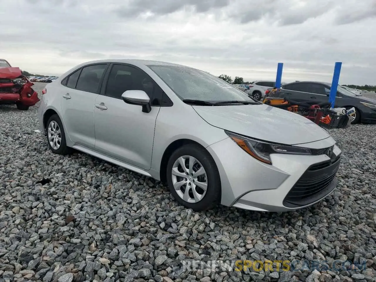 4 Photograph of a damaged car 5YFB4MDE3SP246656 TOYOTA COROLLA 2025