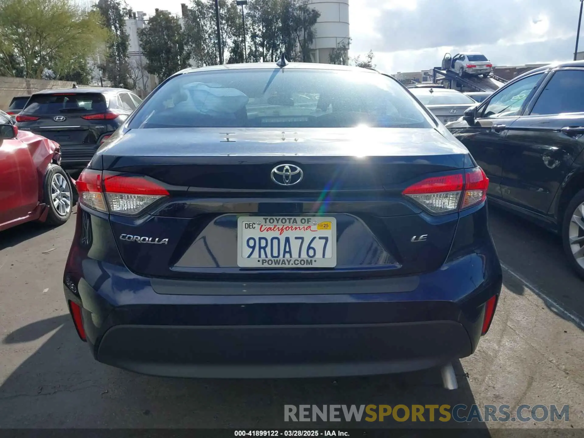 17 Photograph of a damaged car 5YFB4MDE3SP247242 TOYOTA COROLLA 2025