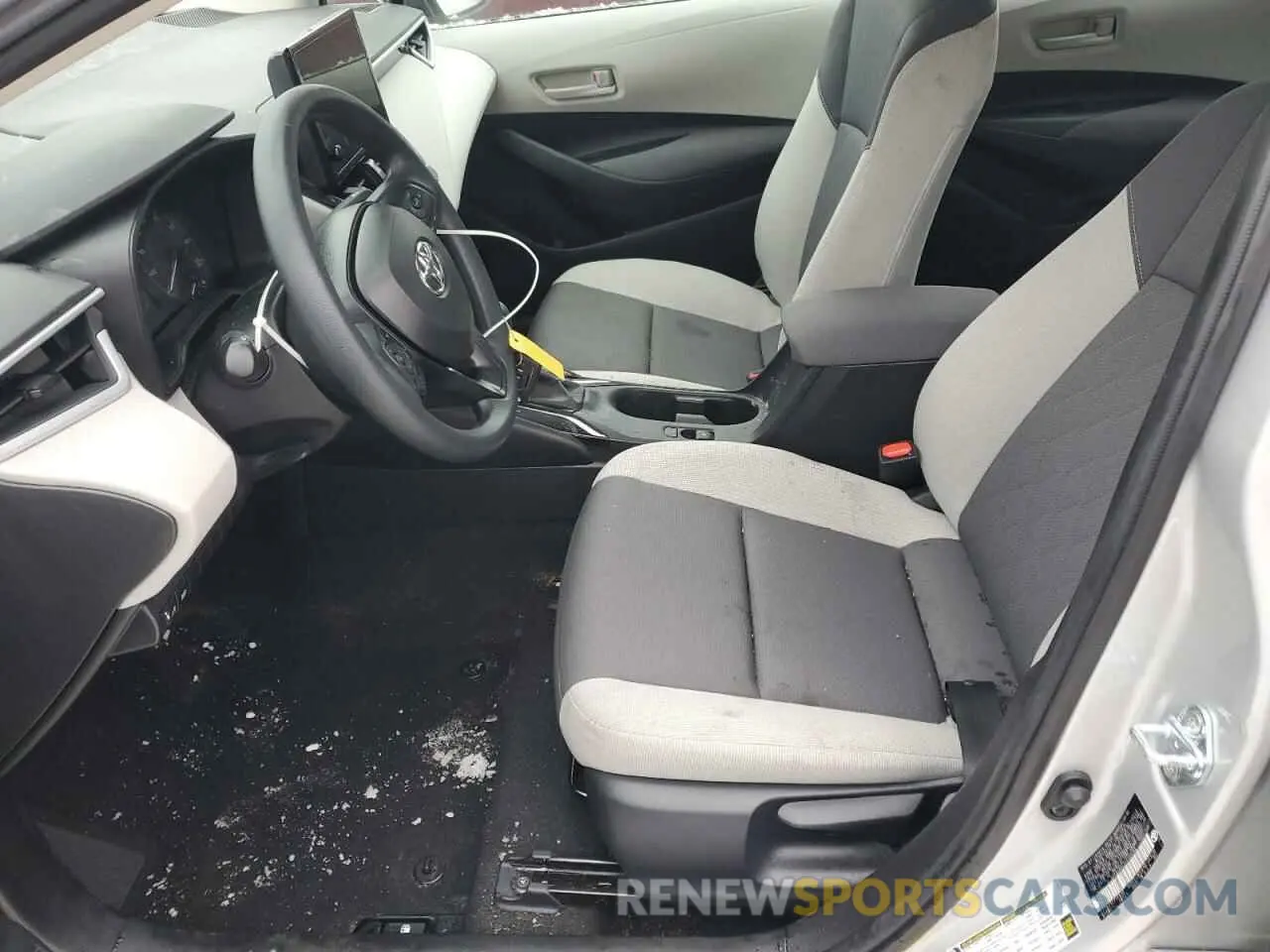 7 Photograph of a damaged car 5YFB4MDE3SP248388 TOYOTA COROLLA 2025