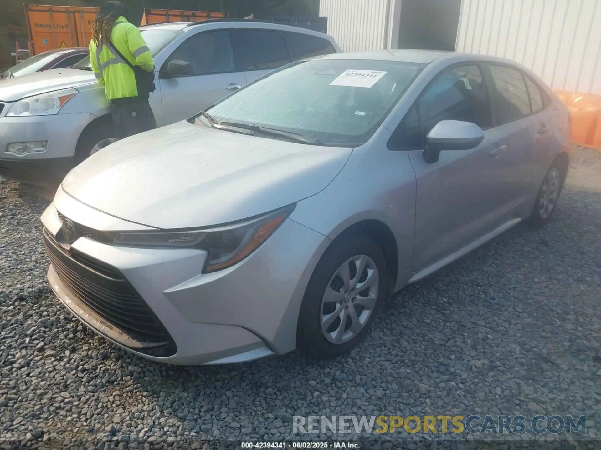 2 Photograph of a damaged car 5YFB4MDE3SP258161 TOYOTA COROLLA 2025