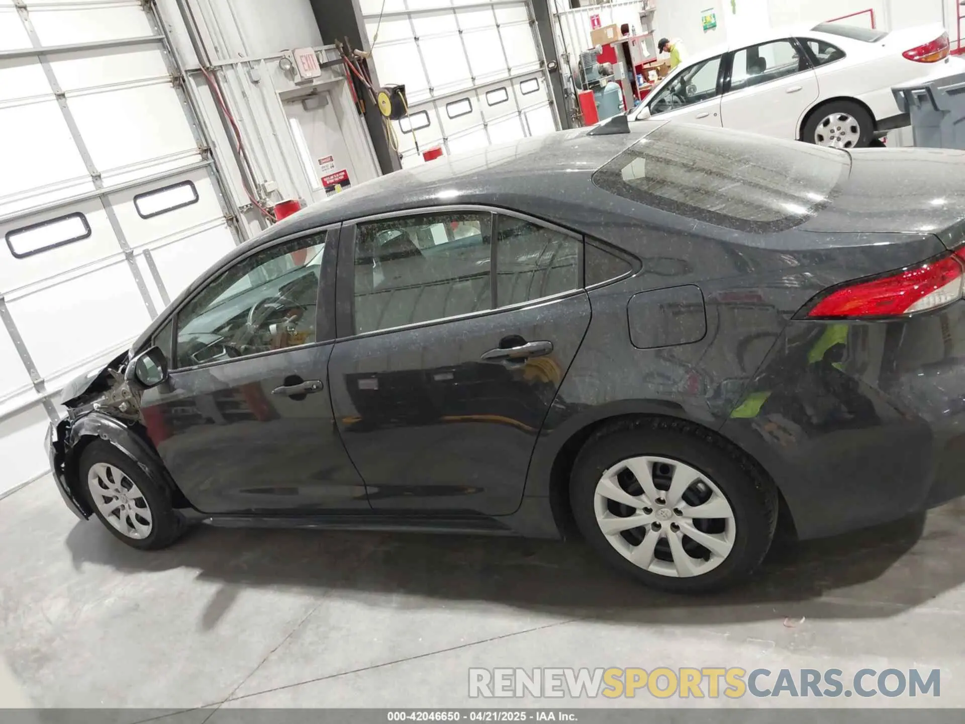 13 Photograph of a damaged car 5YFB4MDE3SP259777 TOYOTA COROLLA 2025