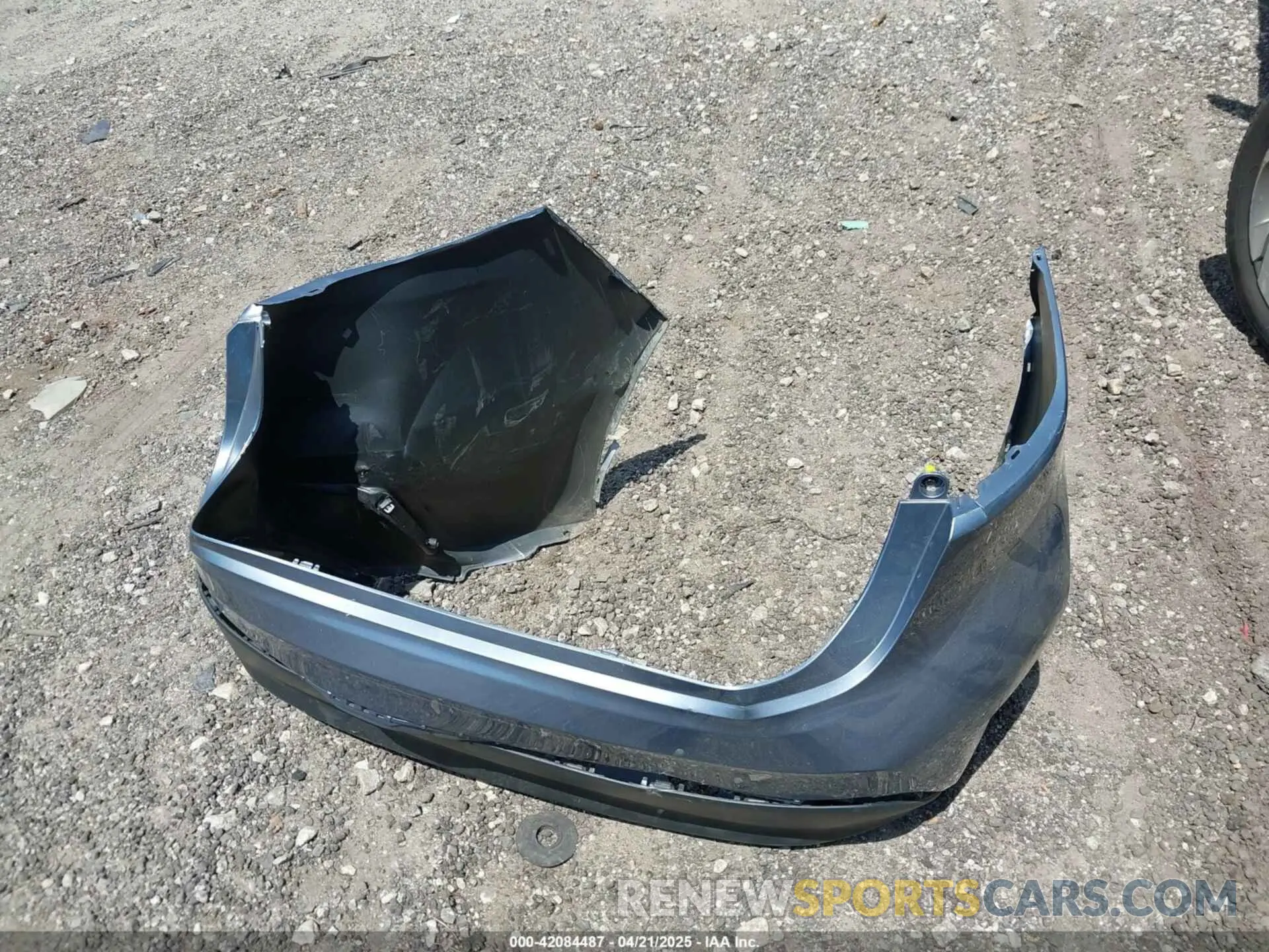 12 Photograph of a damaged car 5YFB4MDE3SP272898 TOYOTA COROLLA 2025