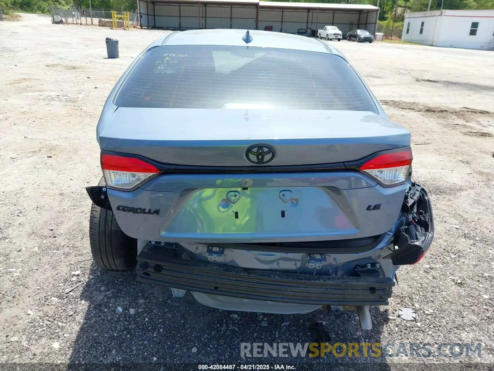 17 Photograph of a damaged car 5YFB4MDE3SP272898 TOYOTA COROLLA 2025