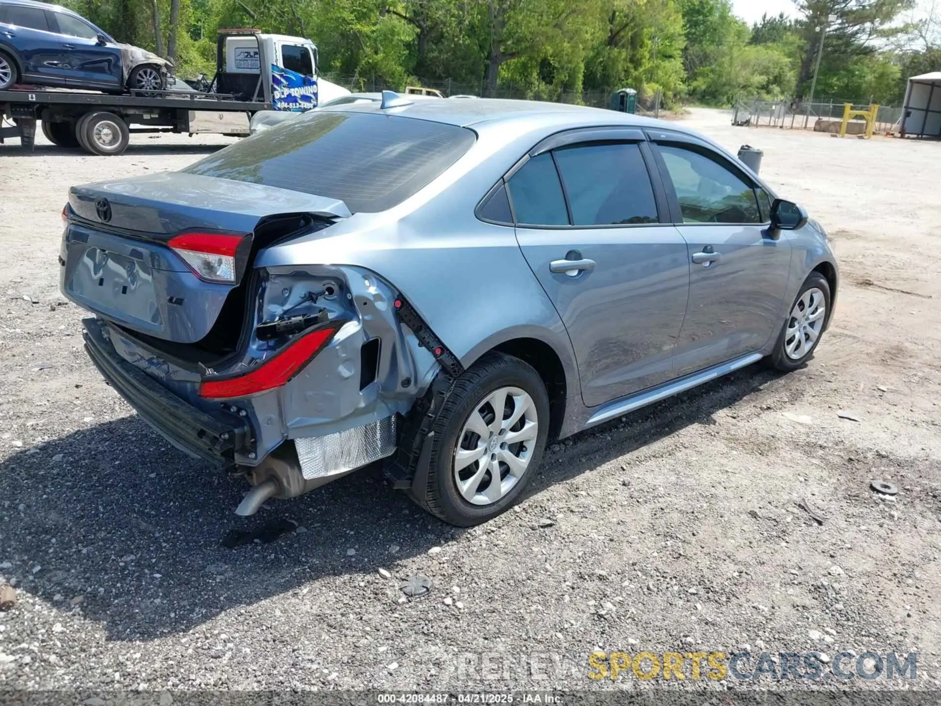 4 Photograph of a damaged car 5YFB4MDE3SP272898 TOYOTA COROLLA 2025