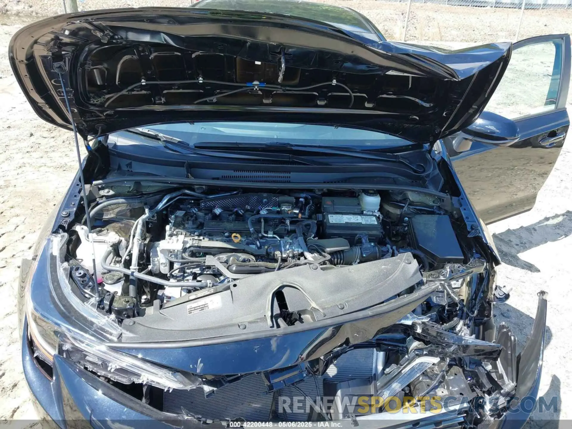 10 Photograph of a damaged car 5YFB4MDE3SP280662 TOYOTA COROLLA 2025