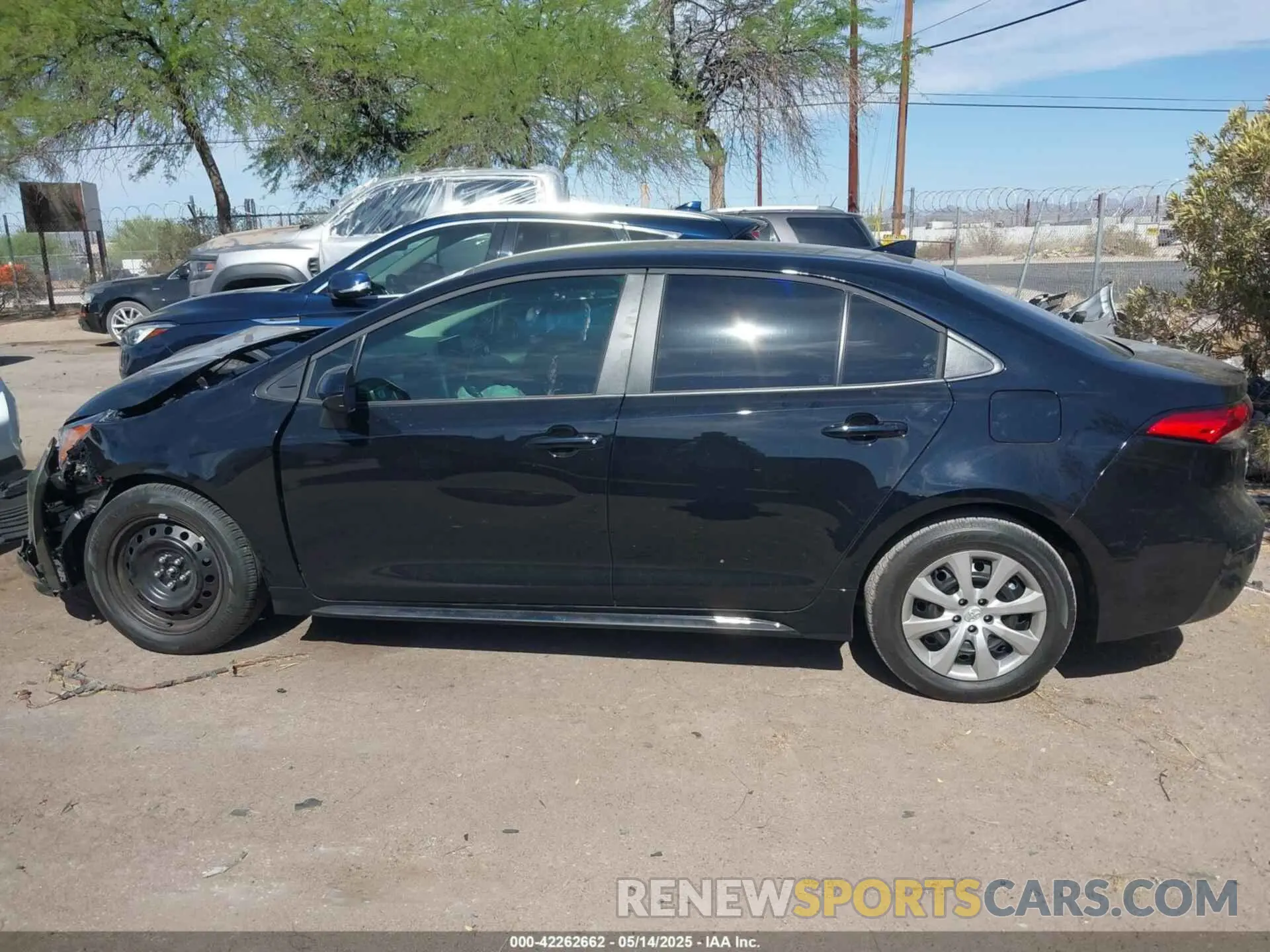 15 Photograph of a damaged car 5YFB4MDE3SP286008 TOYOTA COROLLA 2025