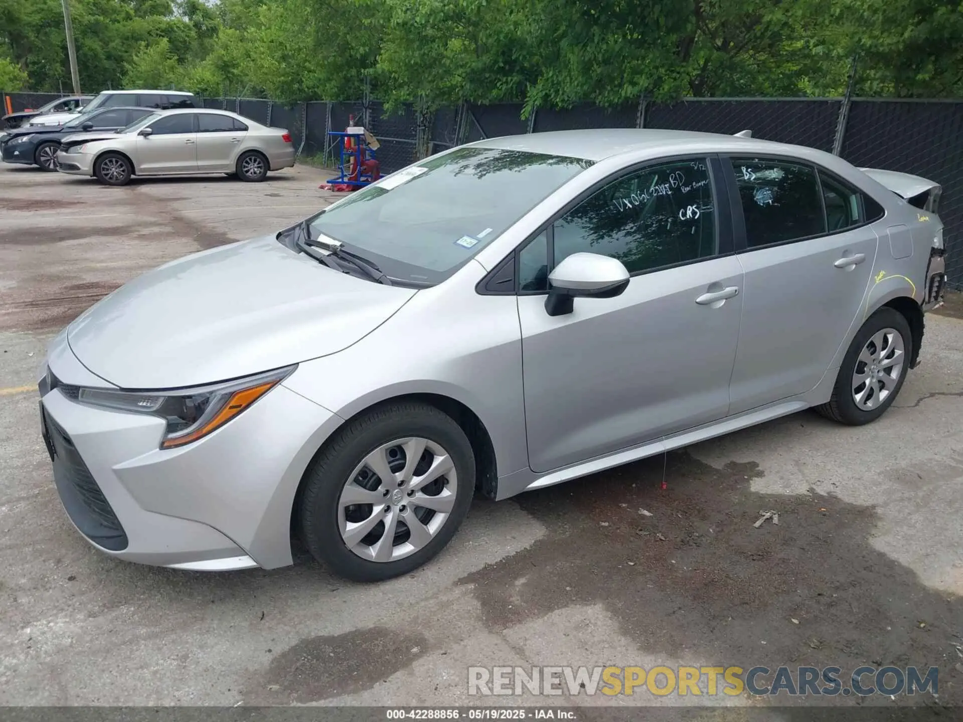 2 Photograph of a damaged car 5YFB4MDE4SP250490 TOYOTA COROLLA 2025