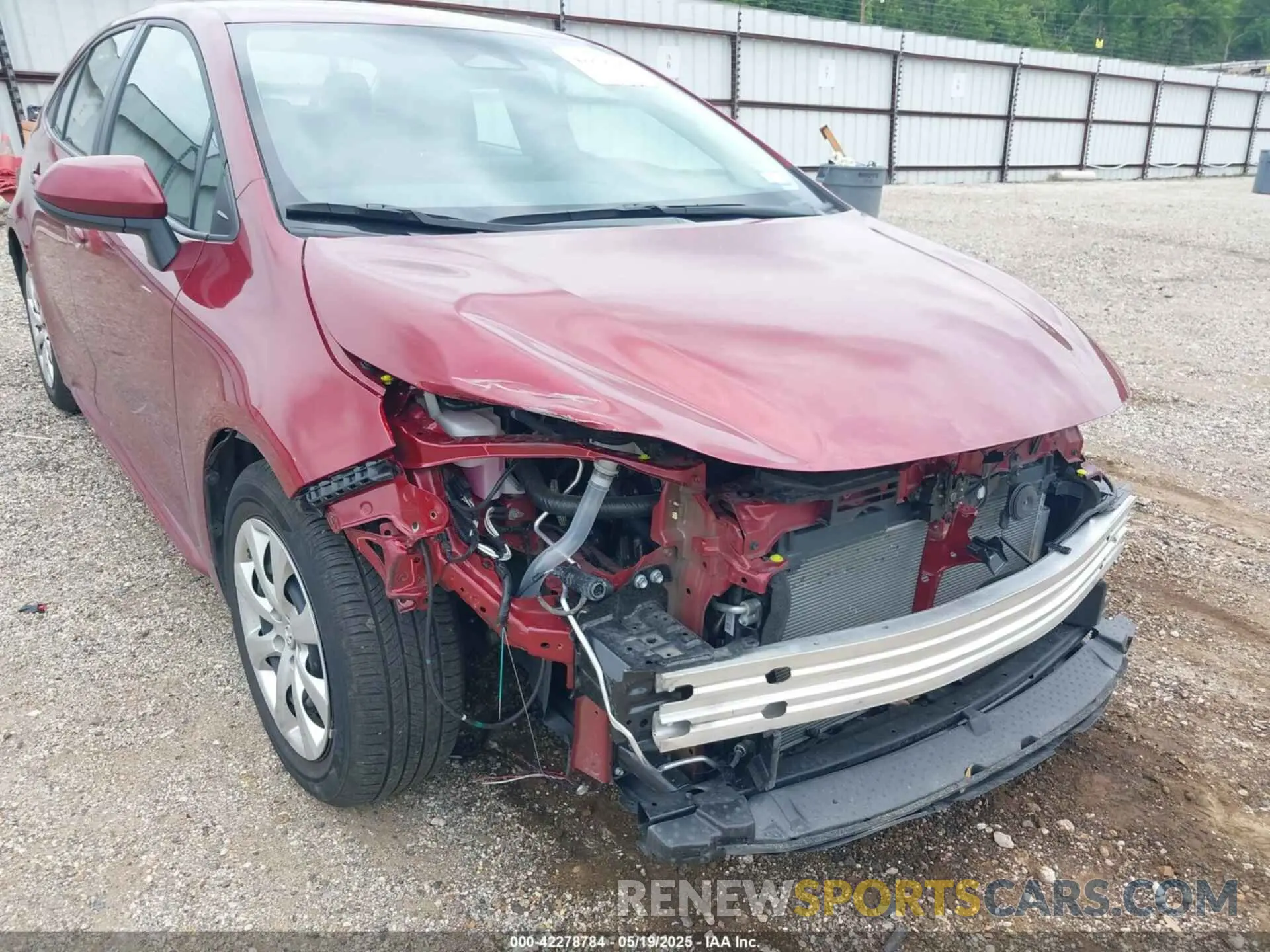 18 Photograph of a damaged car 5YFB4MDE4SP250862 TOYOTA COROLLA 2025