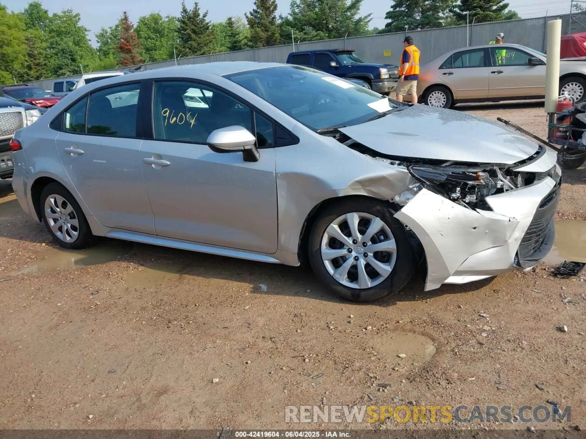 1 Photograph of a damaged car 5YFB4MDE4SP251669 TOYOTA COROLLA 2025