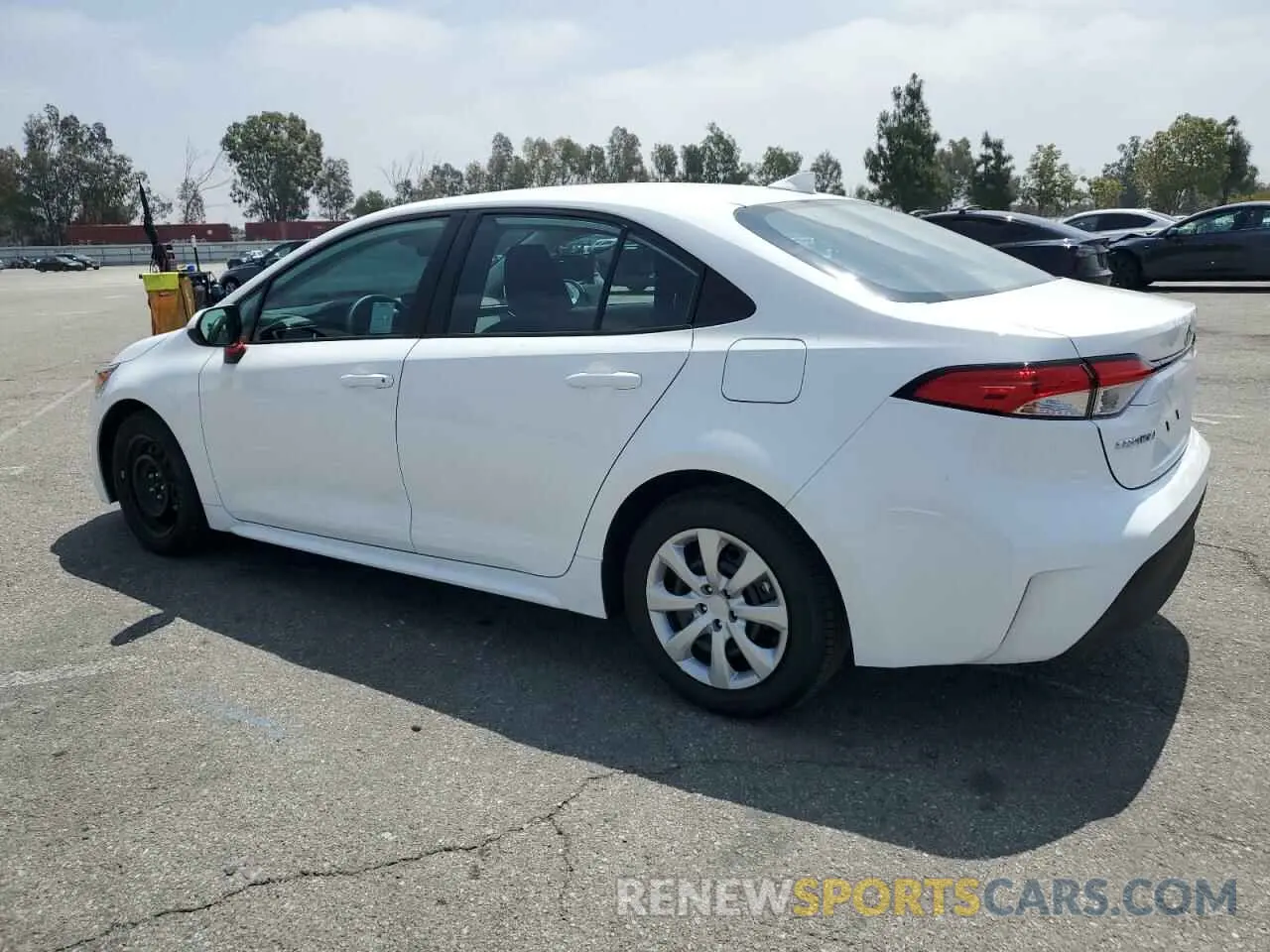 2 Photograph of a damaged car 5YFB4MDE4SP265023 TOYOTA COROLLA 2025