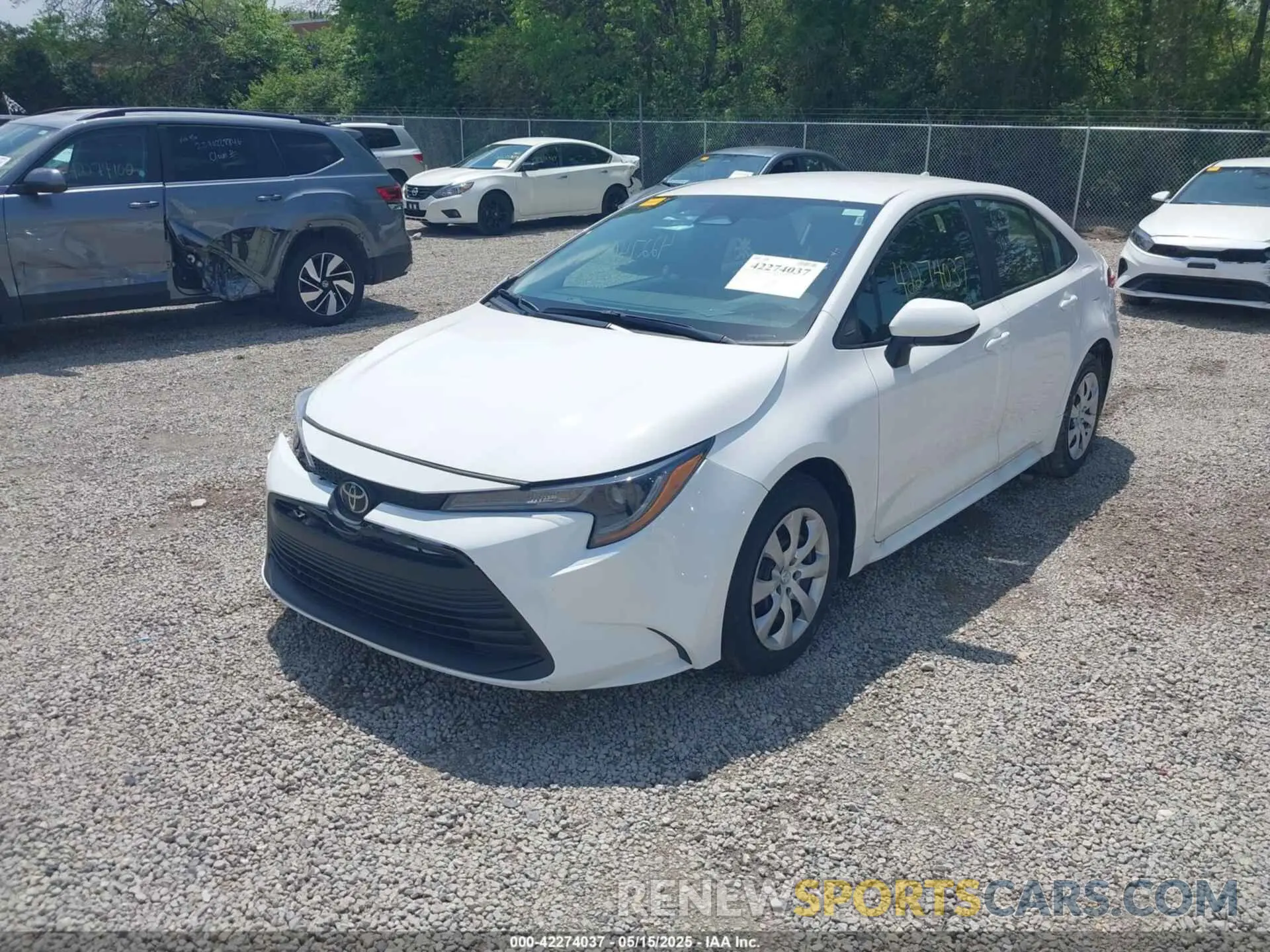 2 Photograph of a damaged car 5YFB4MDE4SP266477 TOYOTA COROLLA 2025