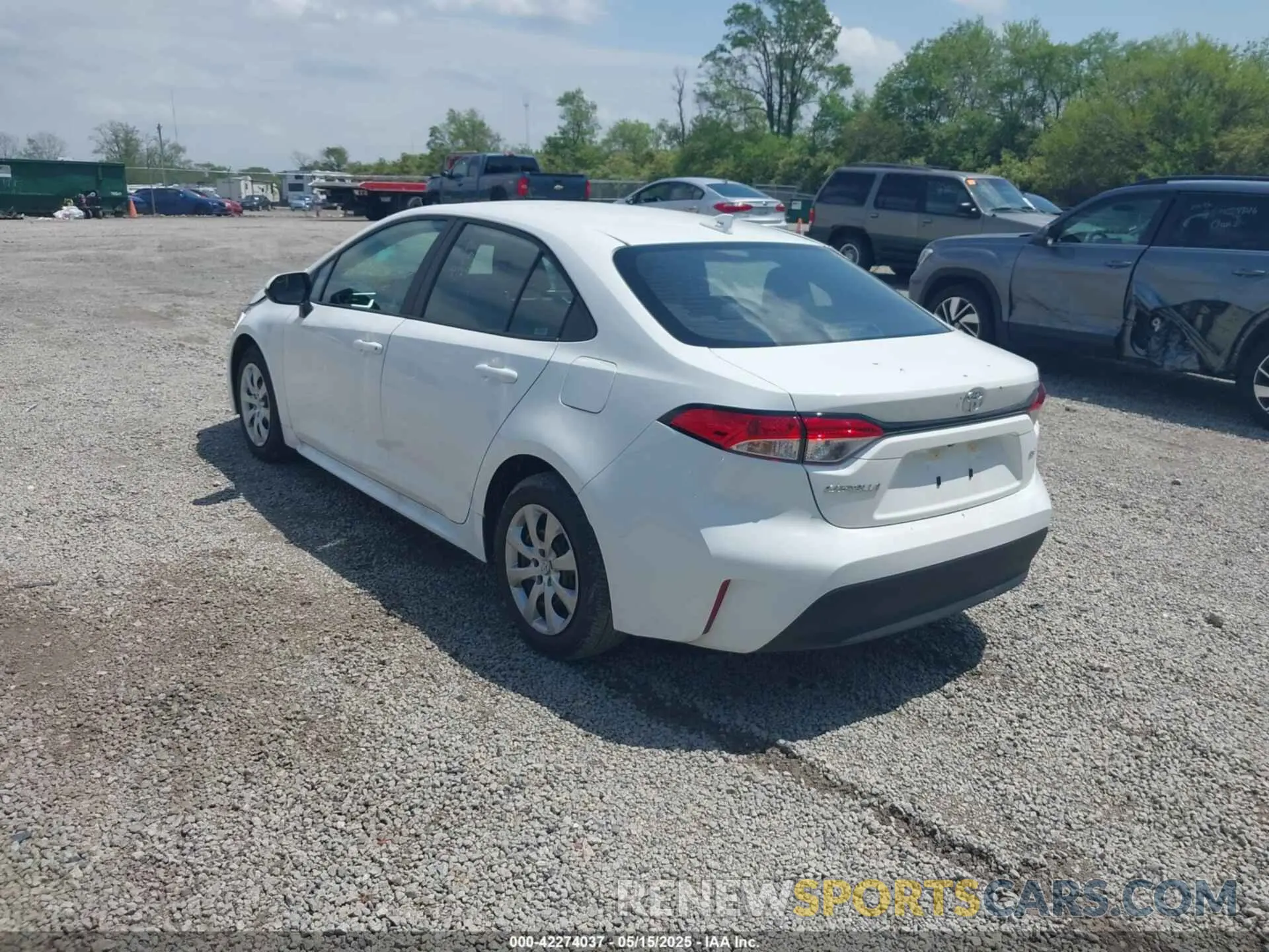 3 Photograph of a damaged car 5YFB4MDE4SP266477 TOYOTA COROLLA 2025