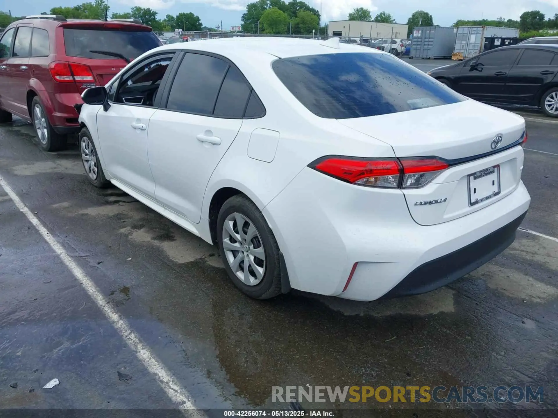 3 Photograph of a damaged car 5YFB4MDE4SP276037 TOYOTA COROLLA 2025