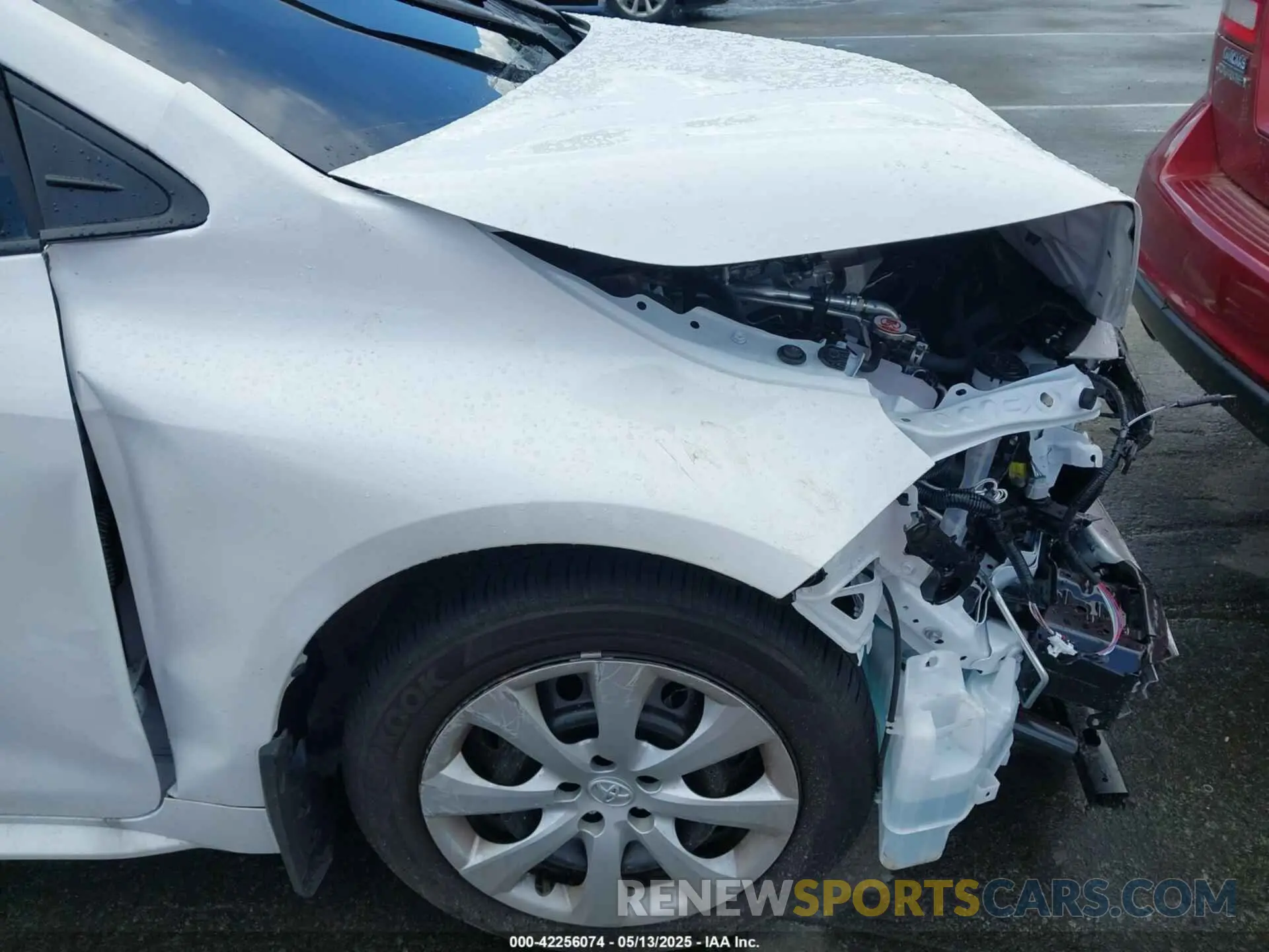 6 Photograph of a damaged car 5YFB4MDE4SP276037 TOYOTA COROLLA 2025