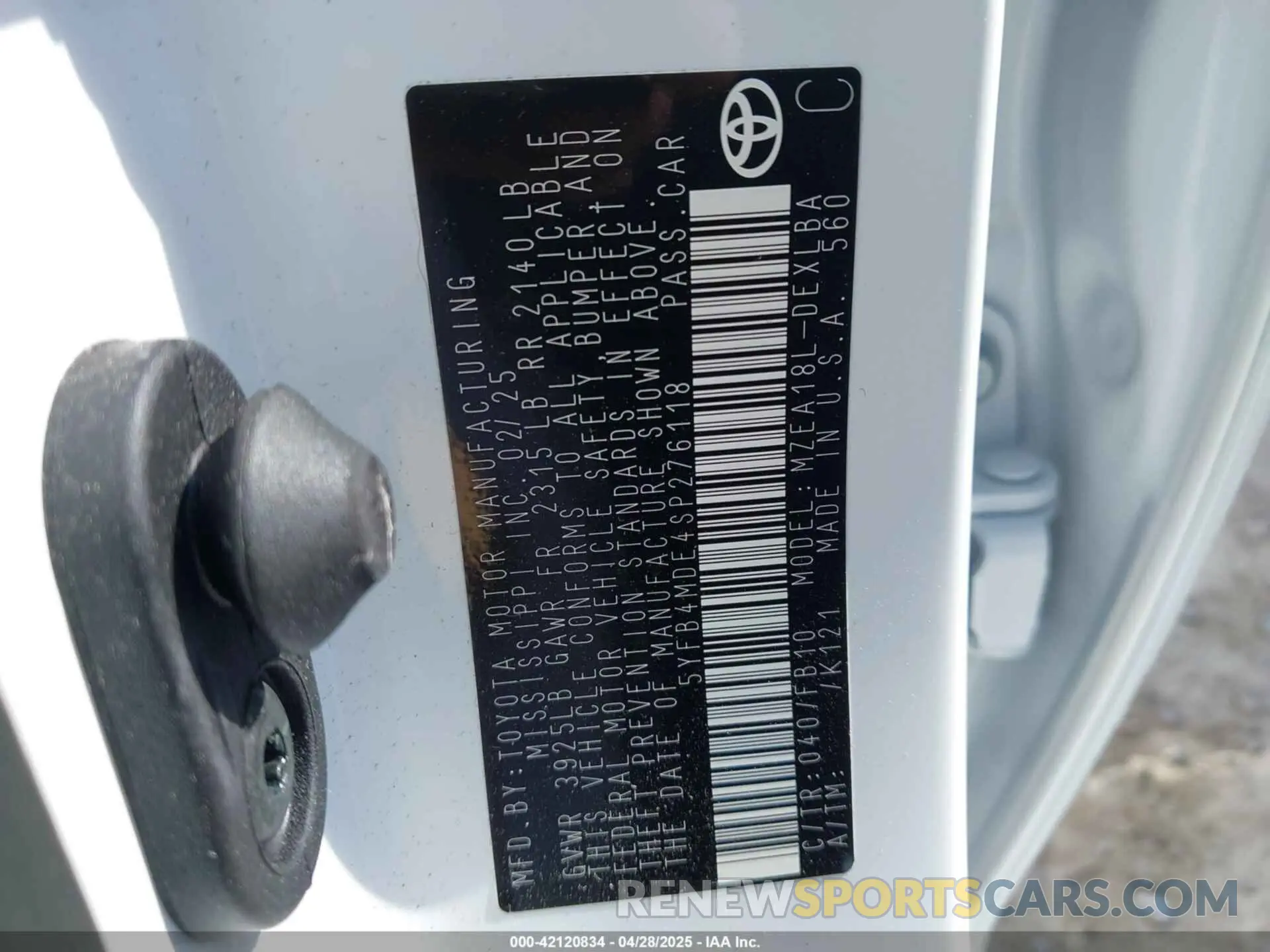 9 Photograph of a damaged car 5YFB4MDE4SP276118 TOYOTA COROLLA 2025