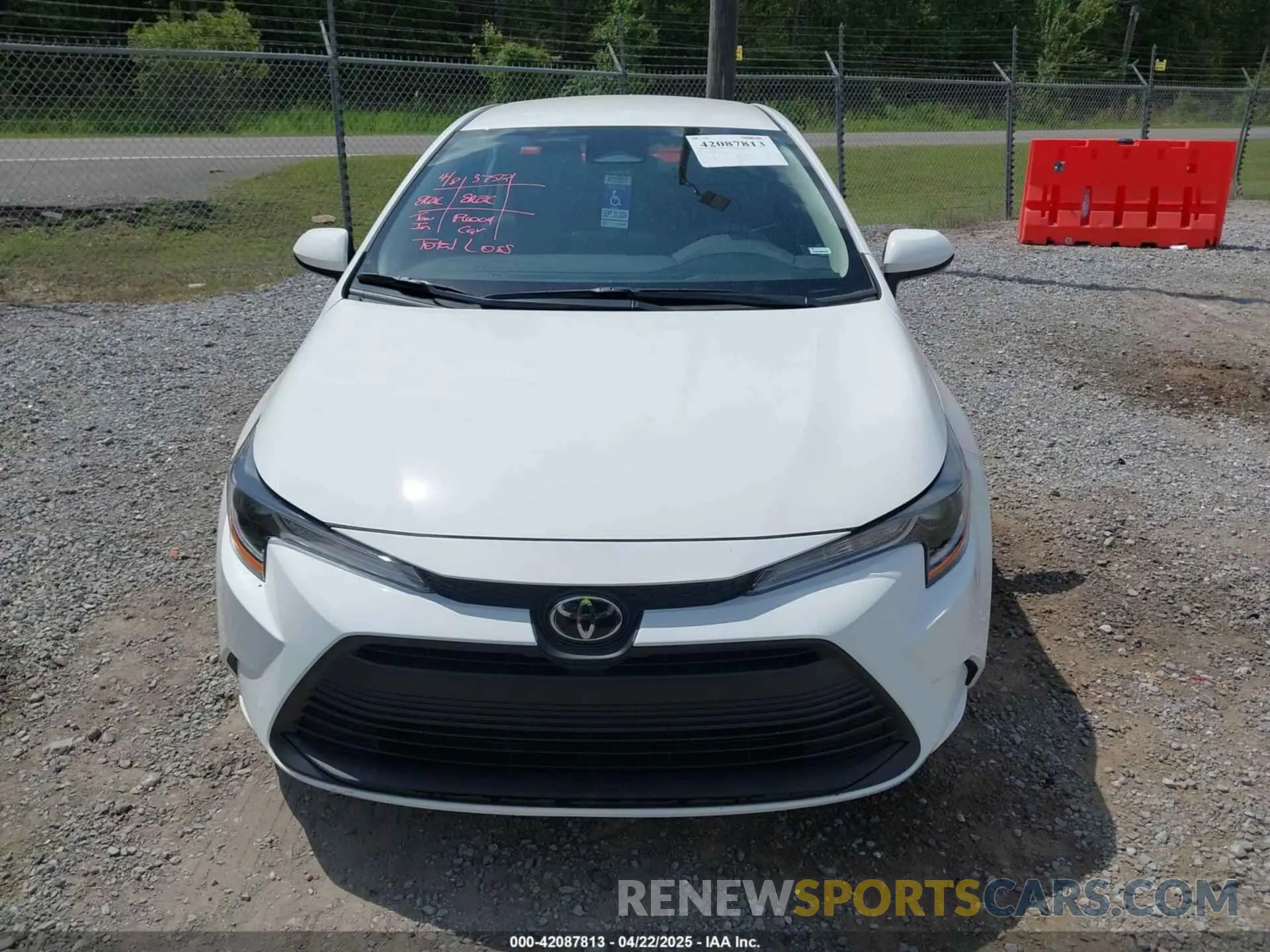 12 Photograph of a damaged car 5YFB4MDE4SP280296 TOYOTA COROLLA 2025