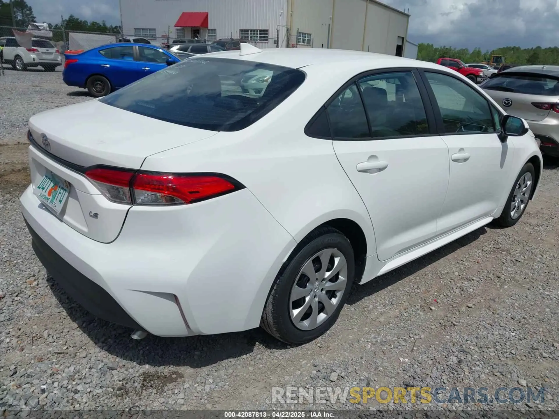 4 Photograph of a damaged car 5YFB4MDE4SP280296 TOYOTA COROLLA 2025