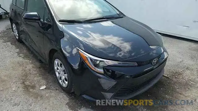 13 Photograph of a damaged car 5YFB4MDE4SP282243 TOYOTA COROLLA 2025
